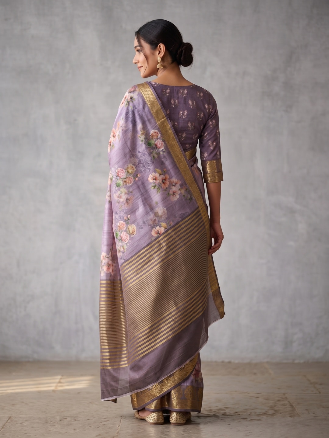 Peachmode Lavender Pure Katan Silk Saree With Jacquard Weaving Pallu And Digital Floral Print - Image 2