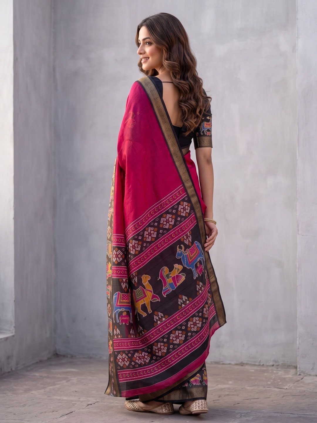 Peachmode Rani Pure Monroe Silk Saree With Bentex Jacquard And Digital Print Pallu - Image 2