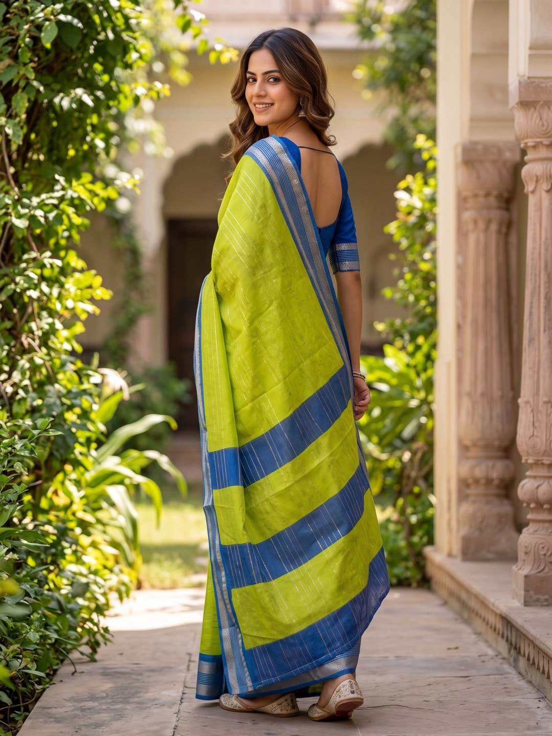 Peachmode Lime Green Pure Crepe Silk Saree With Jacquard And Dyed Colour Block Border Concept - Image 2