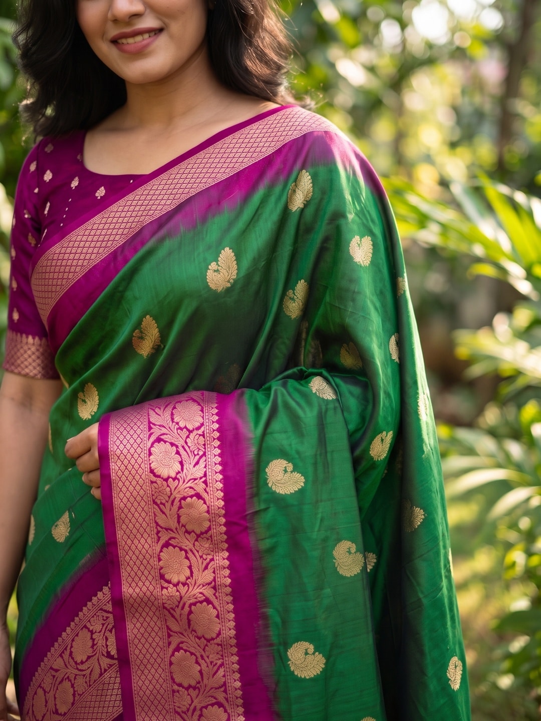 Peachmode Green Zari Butta Art Silk Saree - Image 5