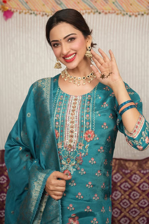 Beautiful Turquoise Floral Printed Straight Suit Designed in Lightweight Pure Muslin