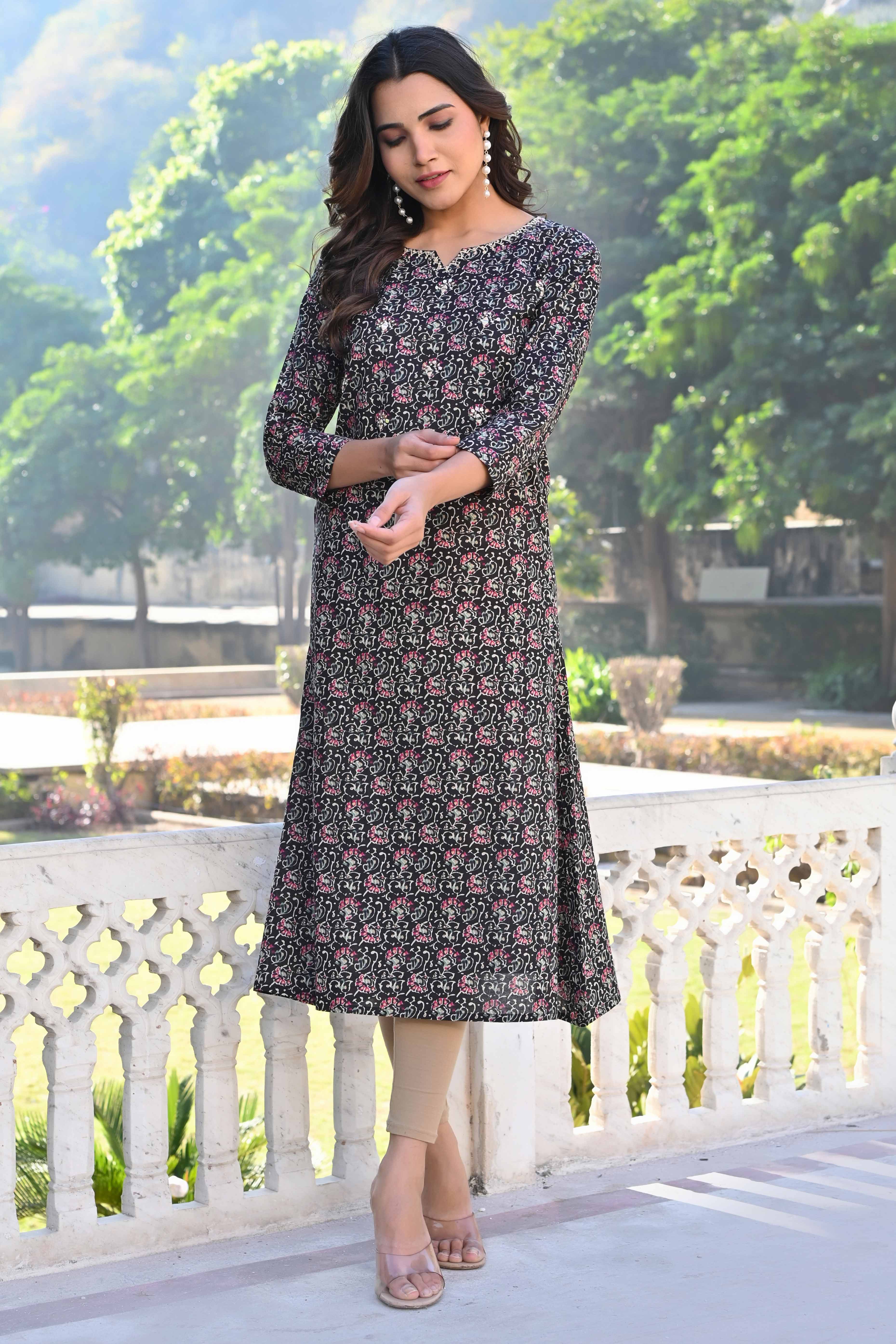 Black Floral Printed Pure Cotton Straight Kurti