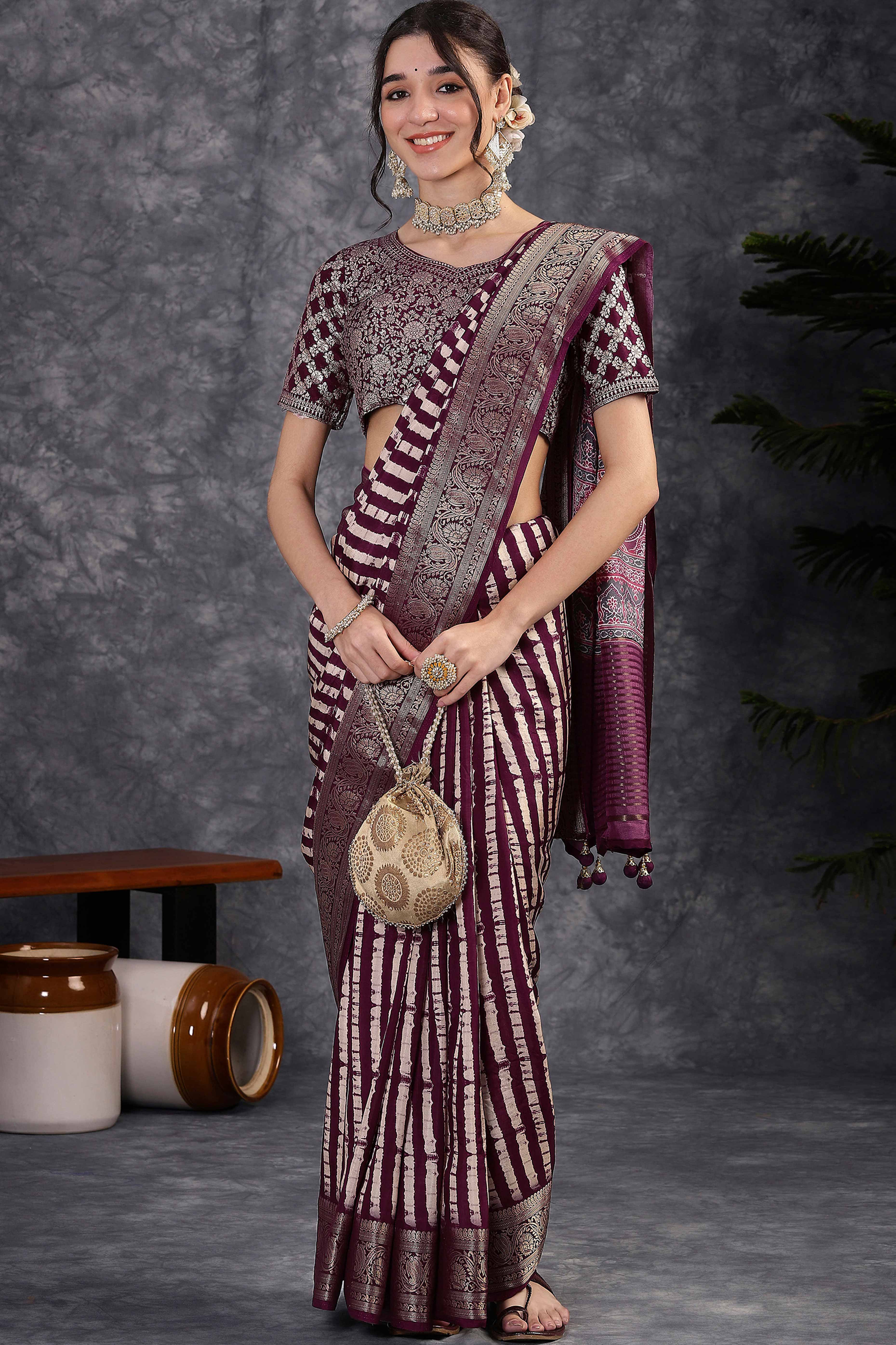 Wine Dola Silk Saree Featuring Abstract Print & Jacquard Border
