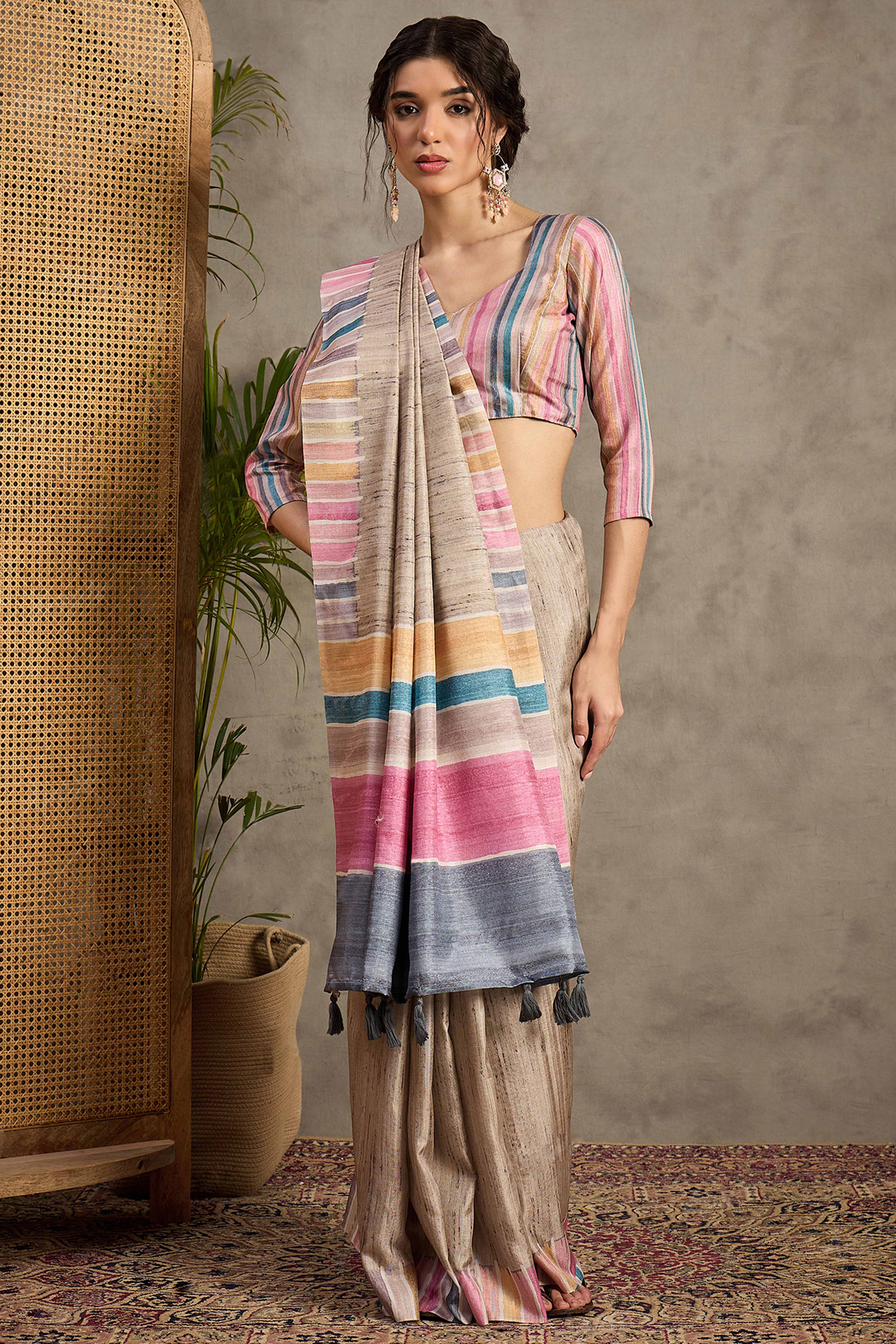 Beige Geometric Pattern Heritage Handloom Saree in Soft Cotton Silk