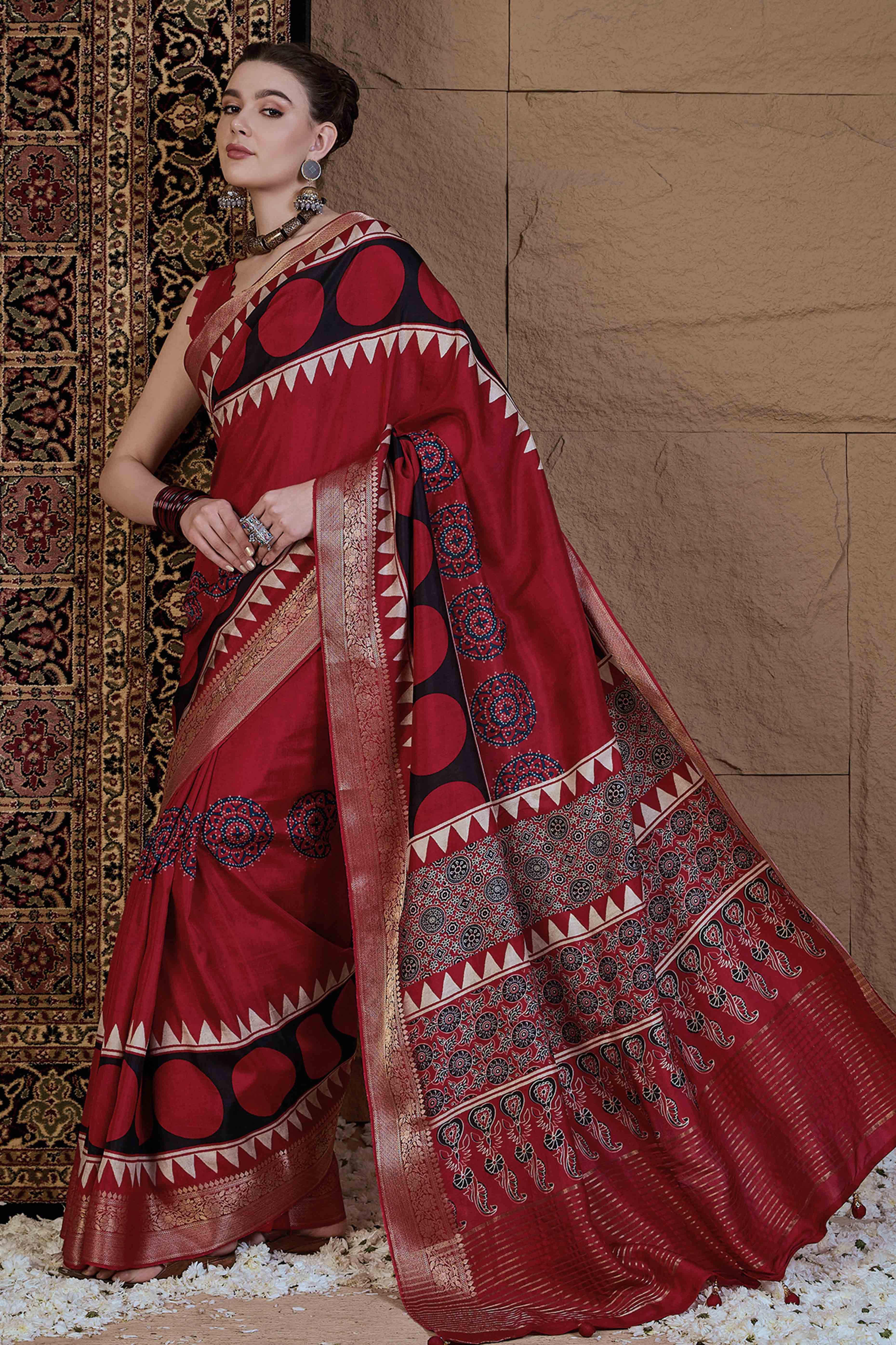 Red Geometric Printed Viscose Saree
