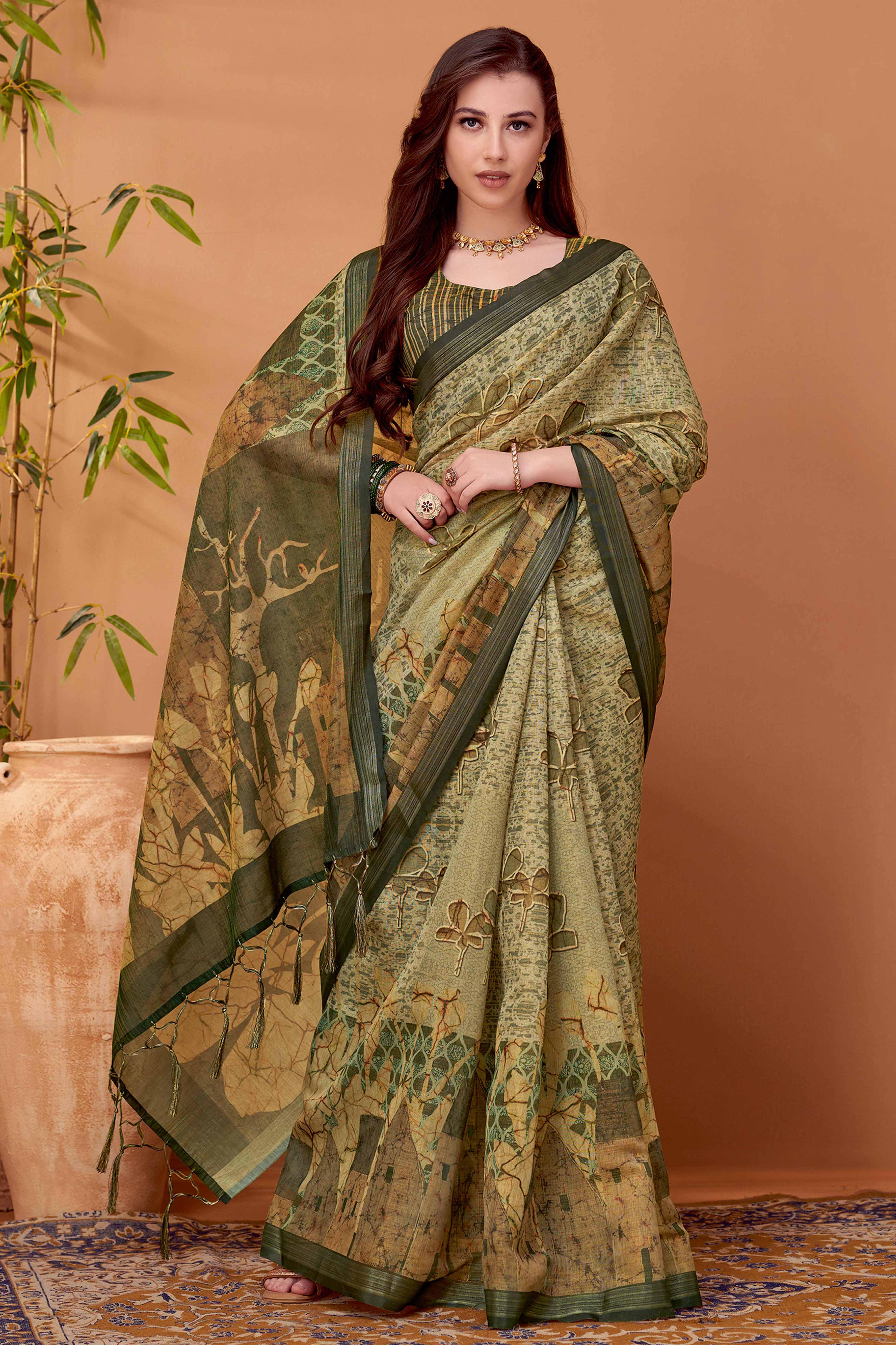 Elegant Green Linen Khadi Saree with Printed Floral Motifs