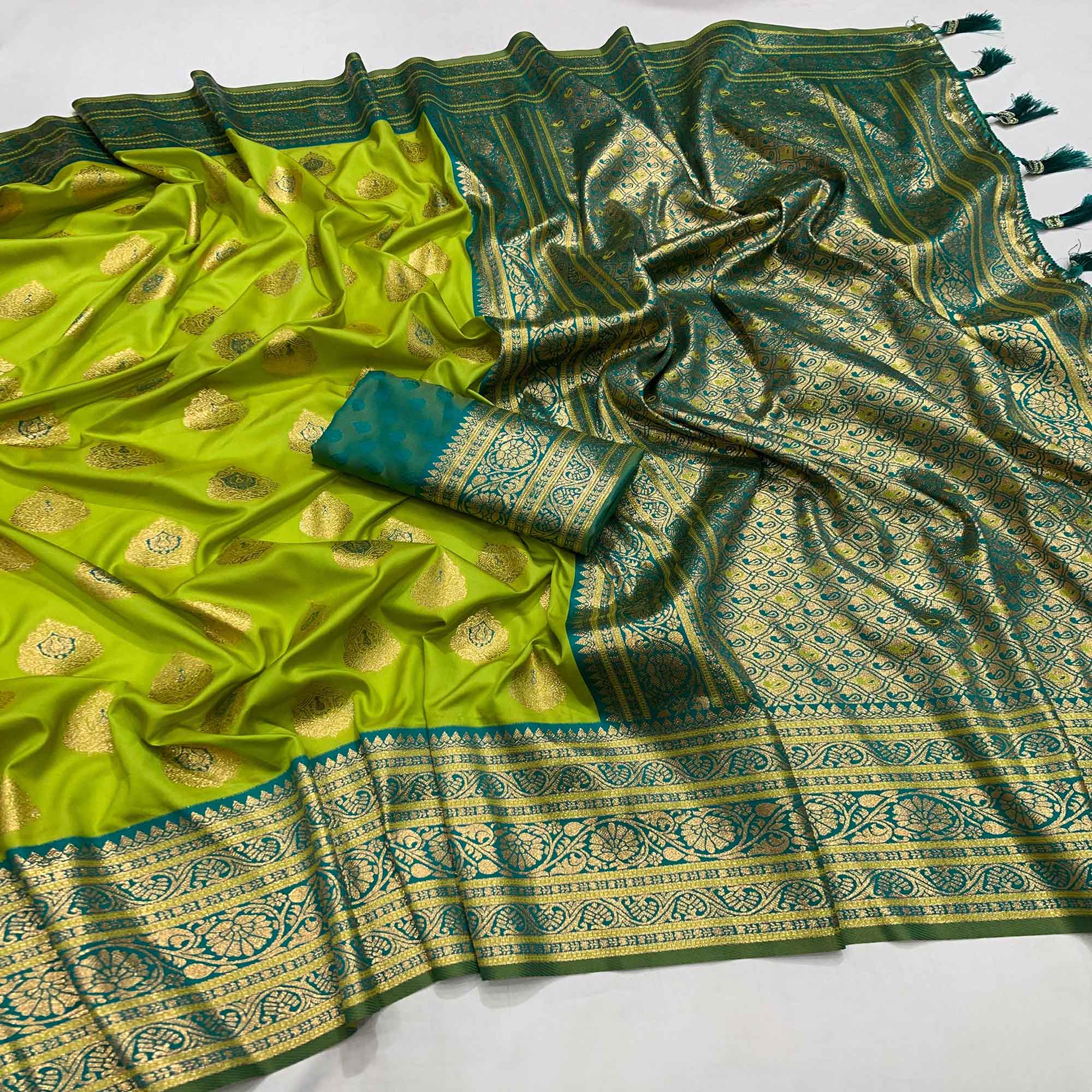 Green Butti Work Banarasi Silk Saree