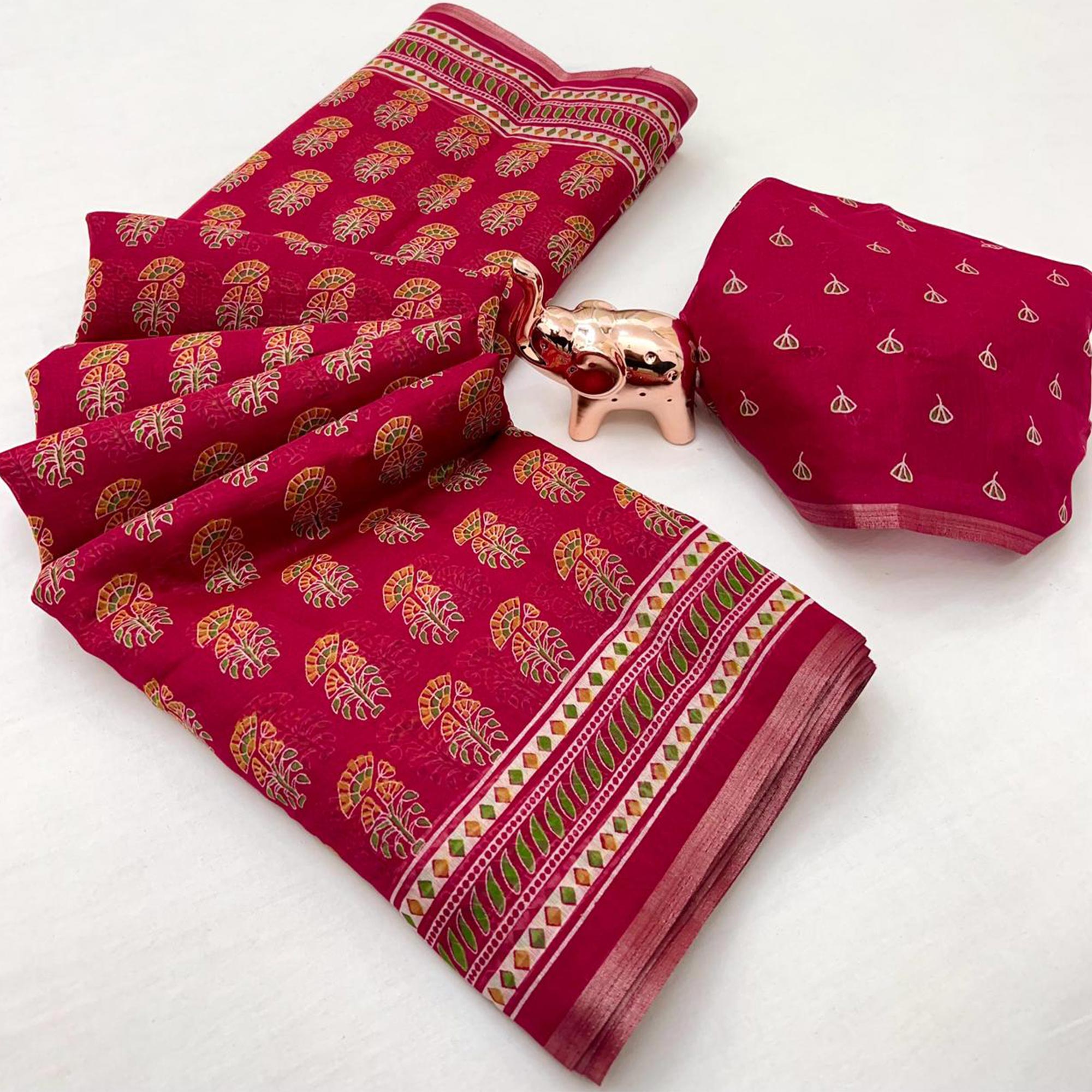 Pink Floral Printed Cotton Blend Saree With Zari Weaving Border