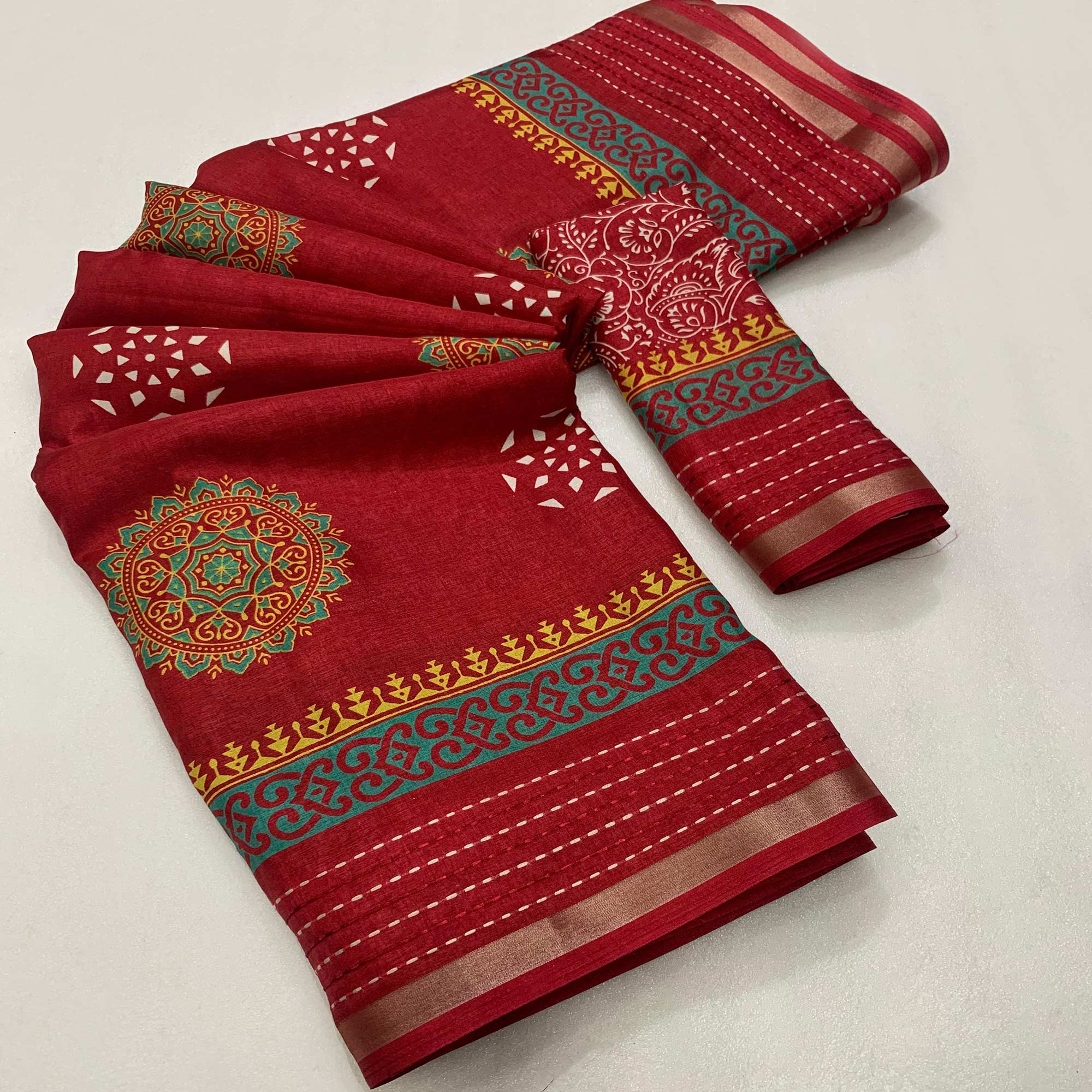 Red Floral Printed Crepe Cotton Saree With Thread Border