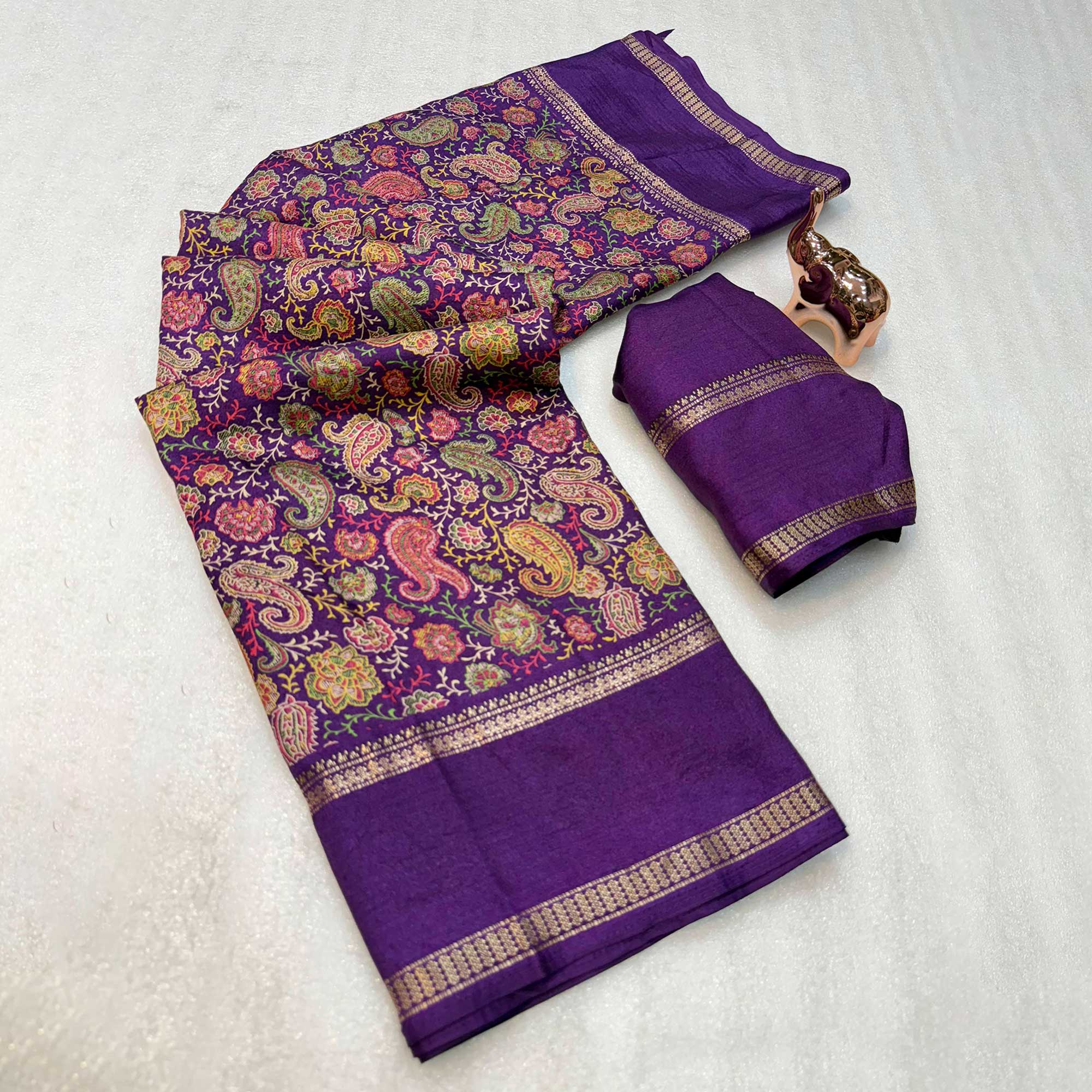 Gorgeous Purple Soft Silk Blend Saree Featuring Classic Paisley Prints for Elegant Occasions