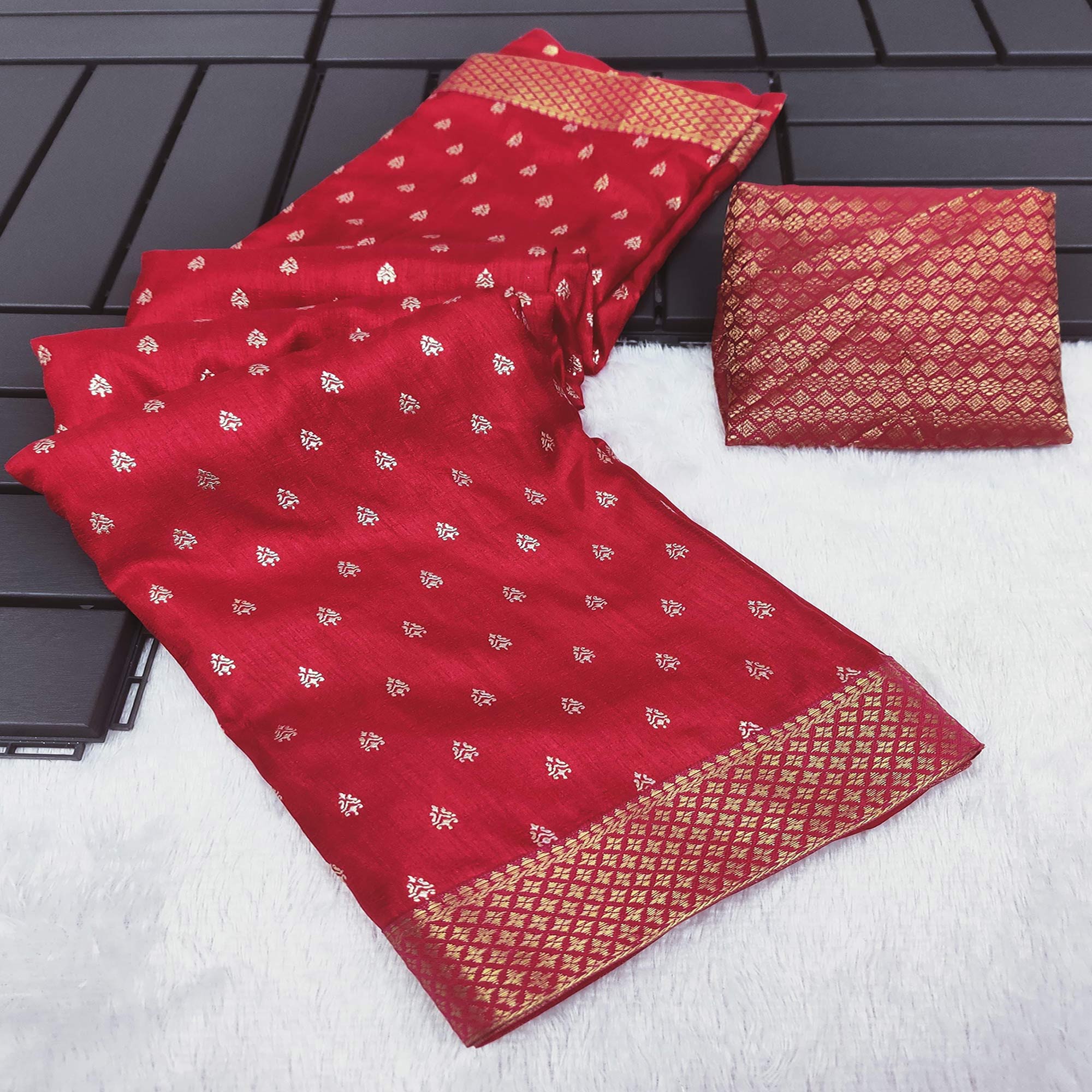 Red Foil Printed Vichitra Silk Saree