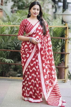 Brick Red Linen Saree With Vibrant Zig Zag Digital Print & Trendy Tassel Pallu
