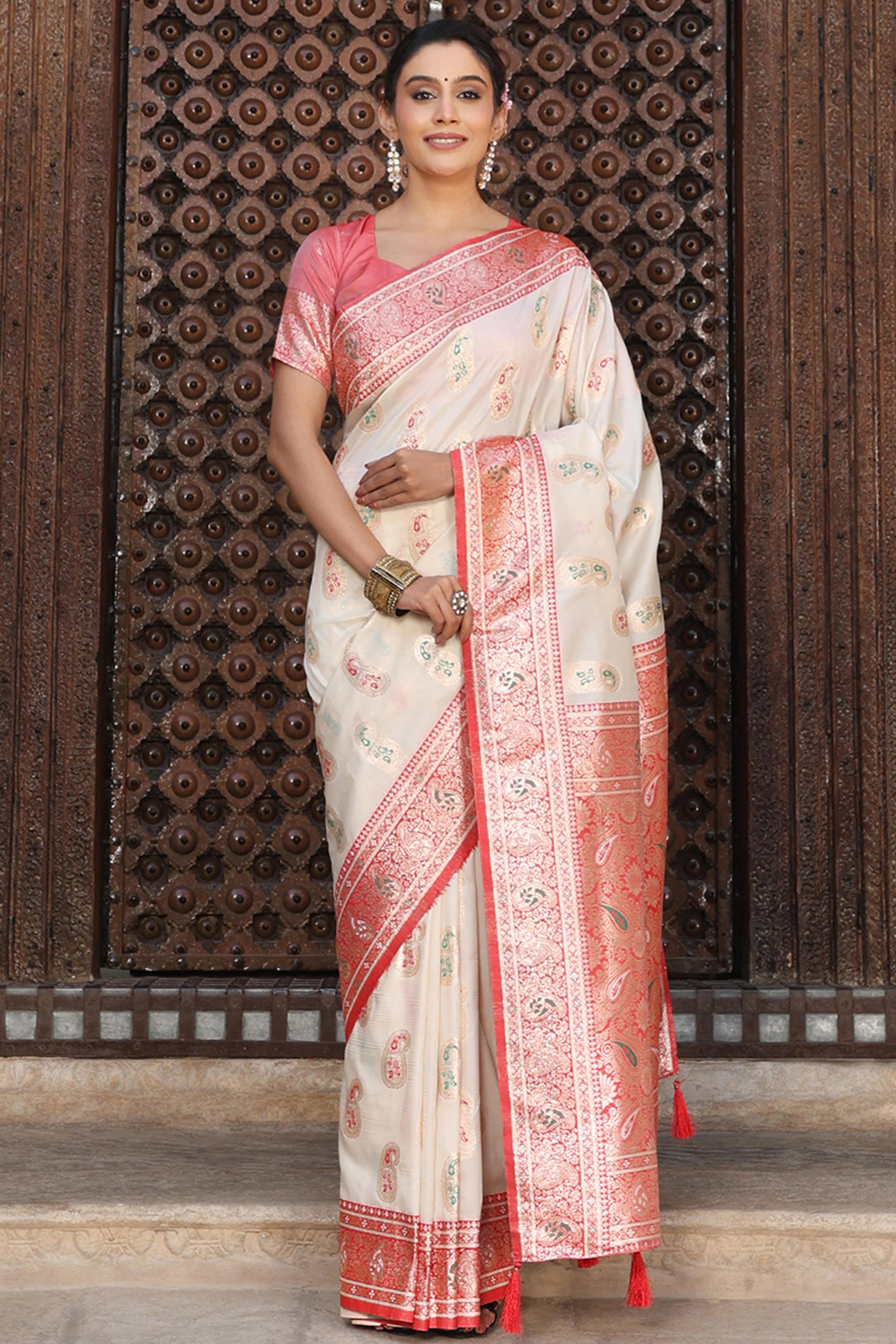 Designer Cream Silk Blend Saree with Timeless Paisley Pattern in Zari Weaving