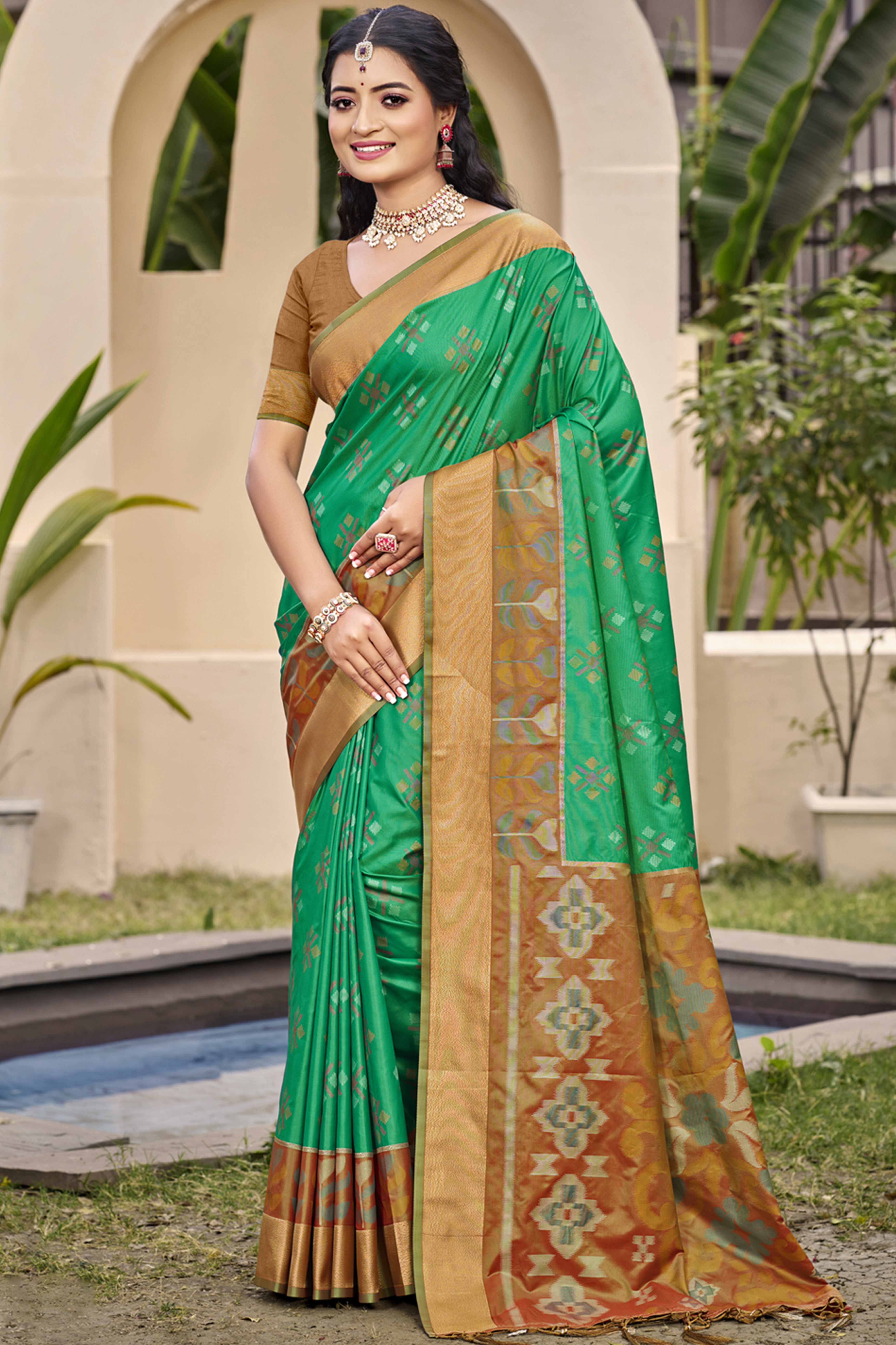 Rama Green Ikat Woven Silk Saree for Festive Celebrations
