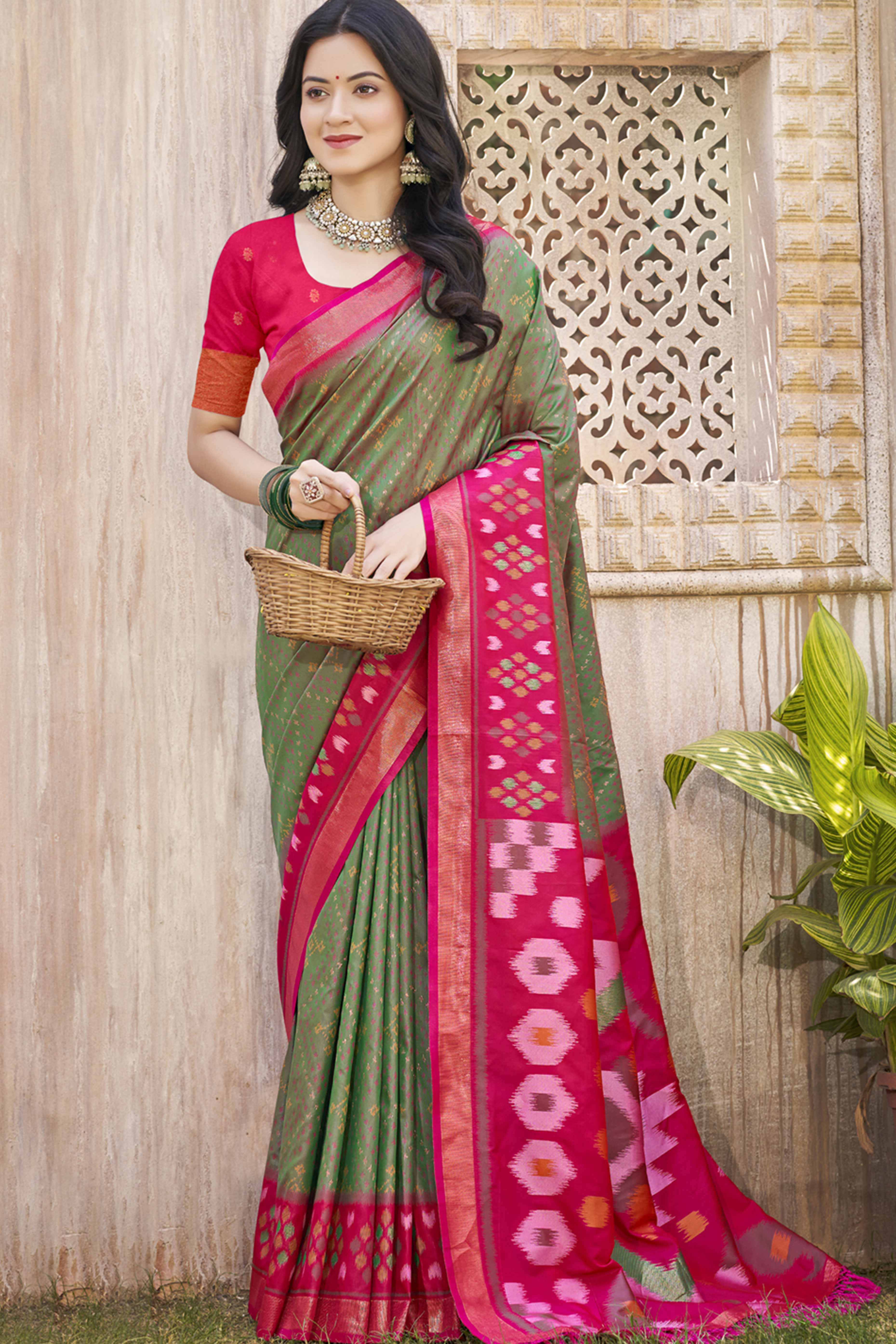 Green Ikkat Woven Silk Saree for Festive Celebrations