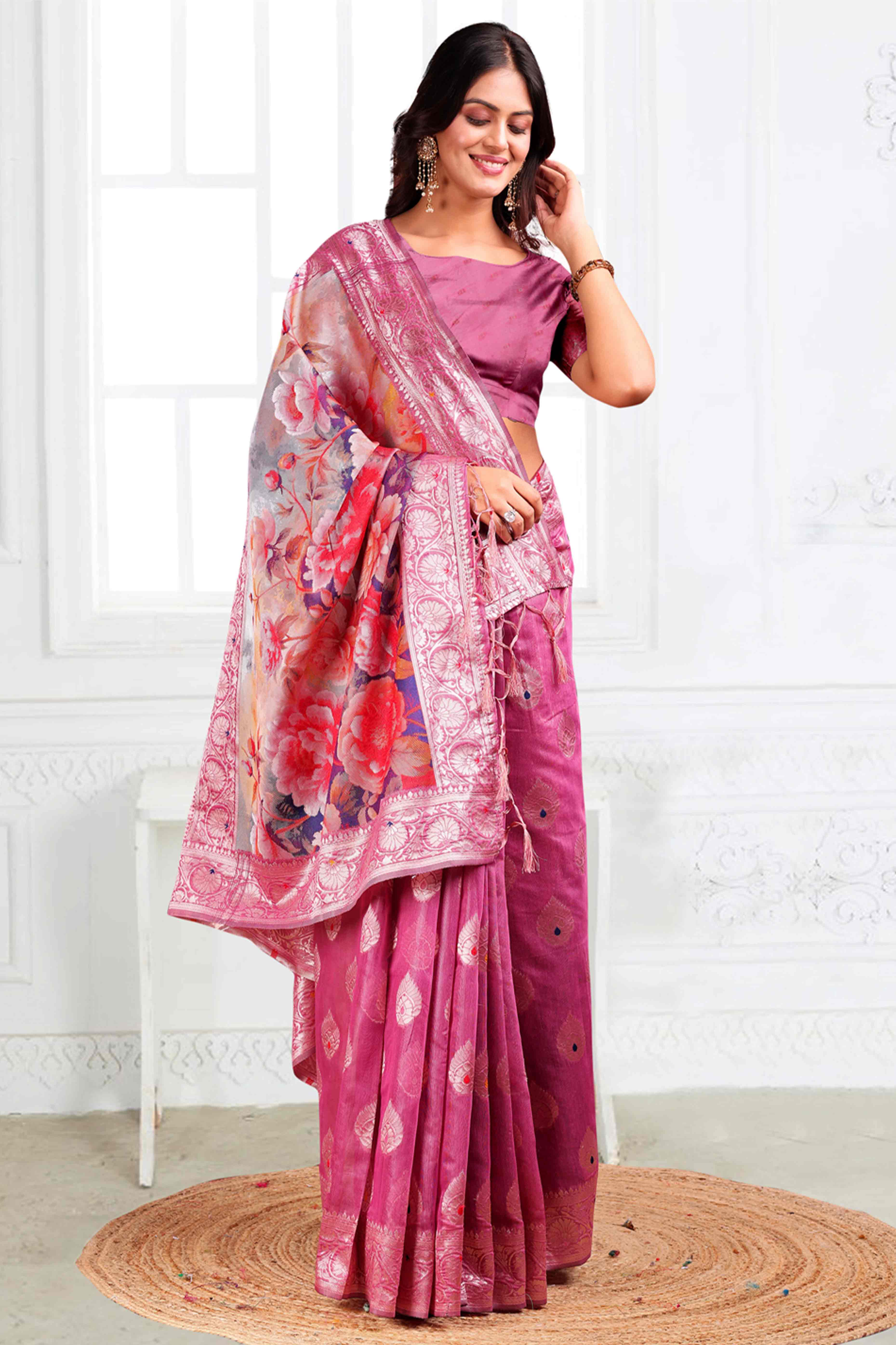 Pink Linen Cotton Silk Saree Adorned With Intricate Floral Zari Weaving & Tassel Pallu