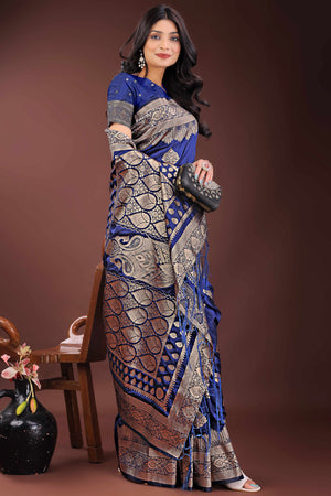 Elegant Navy Blue Floral Zari Woven Kanjivaram Silk Saree Crafted for Timeless Festive Glamour