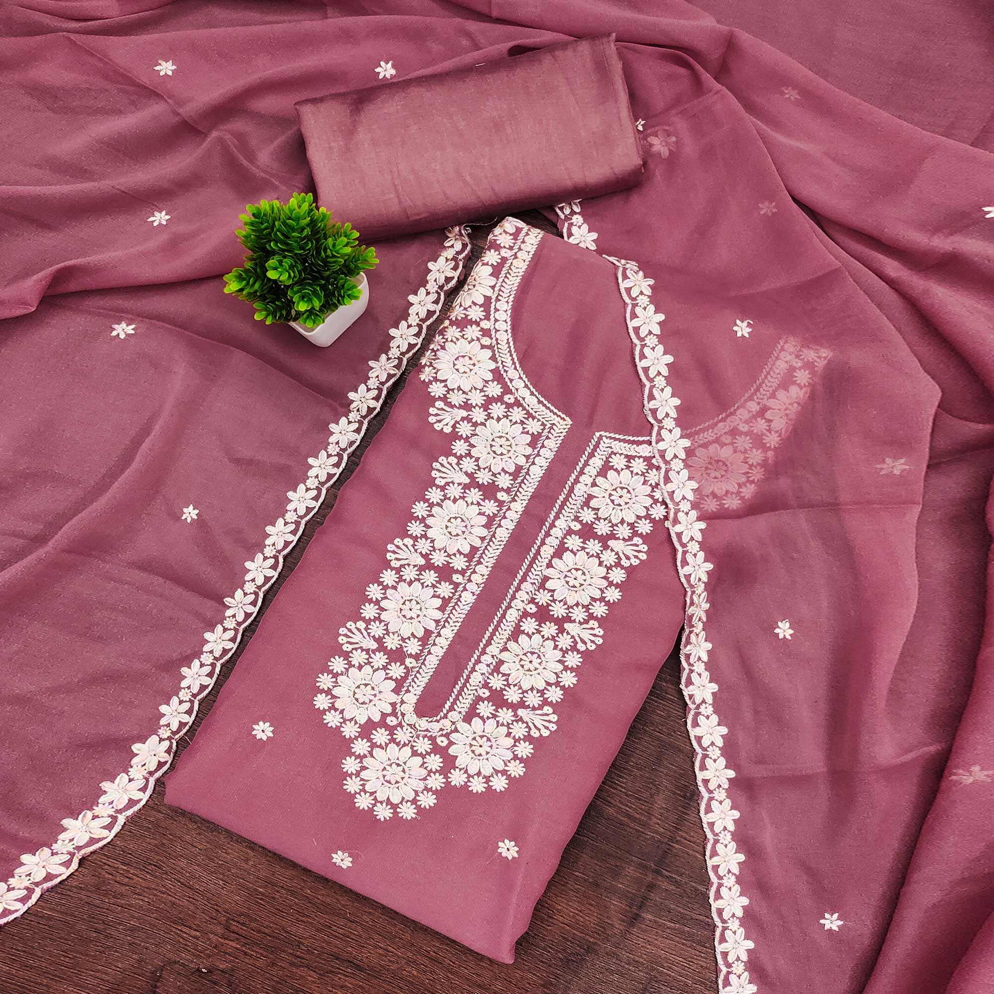 Chic Dusty Pink Floral Thread Embroidered Star Georgette Unstitched Suit Fabric