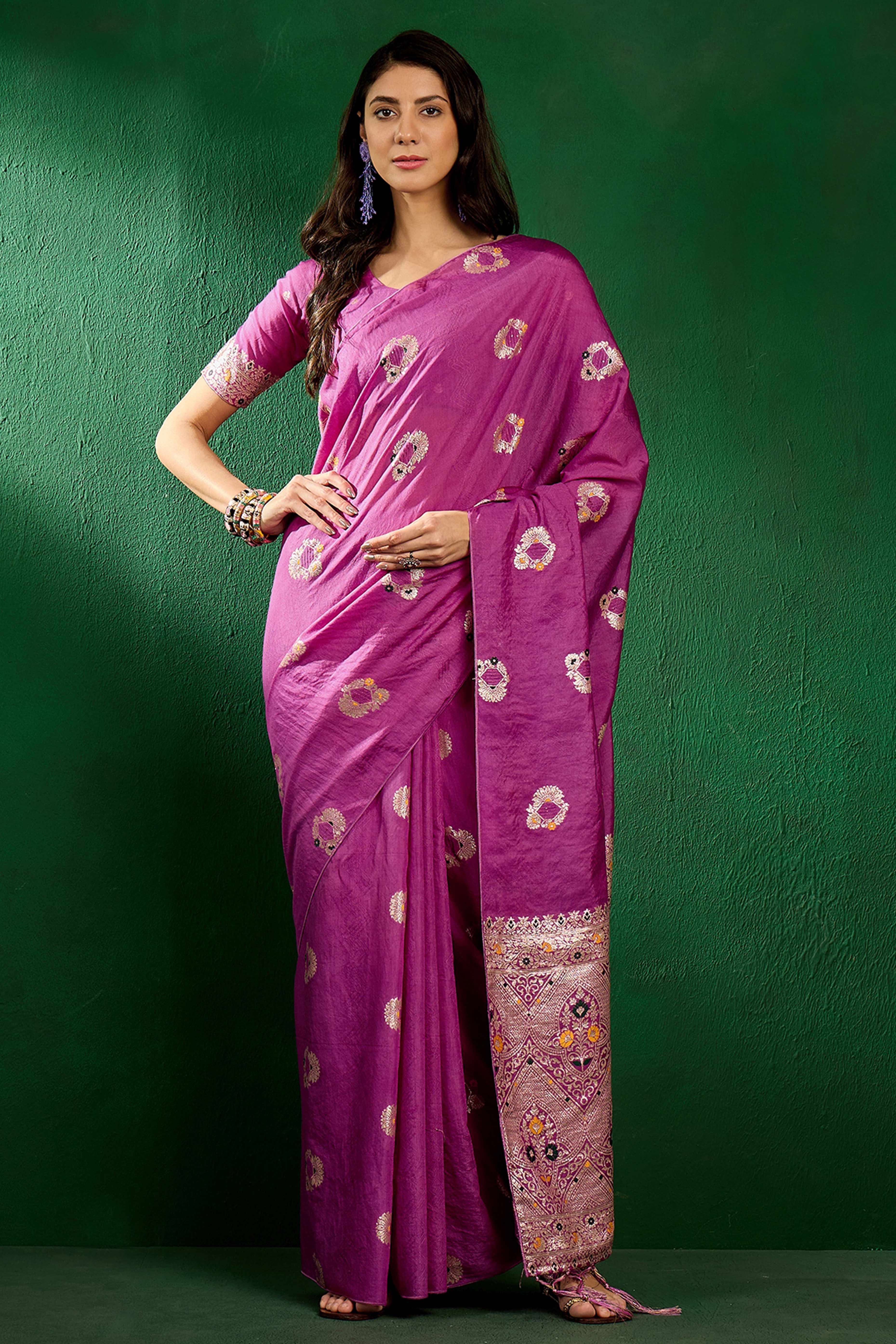 Magenta Cotton Blend Meena Jacquard Saree Enhanced With Floral Weaving & Graceful Tassel Pallu