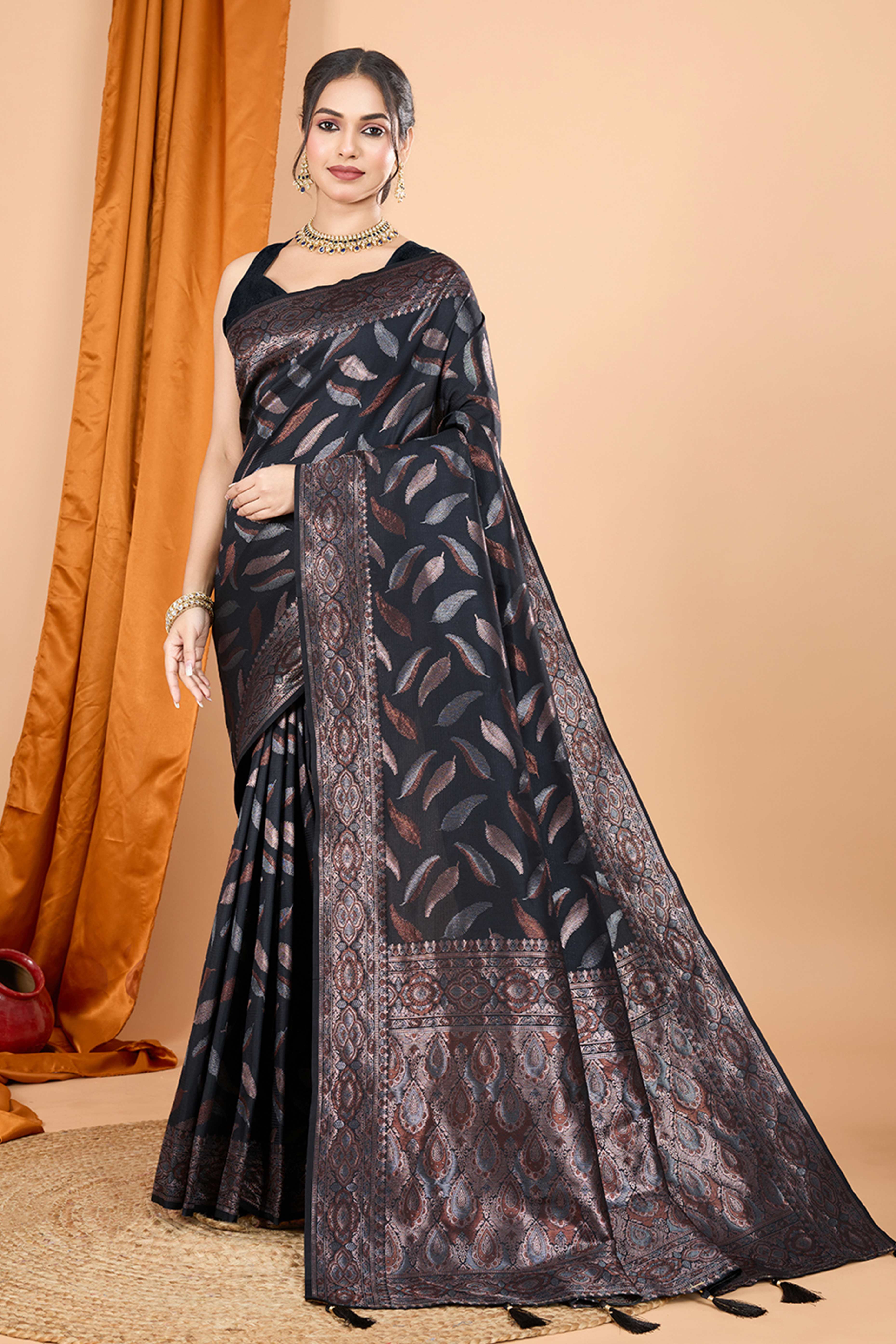 Black Pure Silk Saree With Intricate Leaf Pattern Zari Weaving & Graceful Tassels
