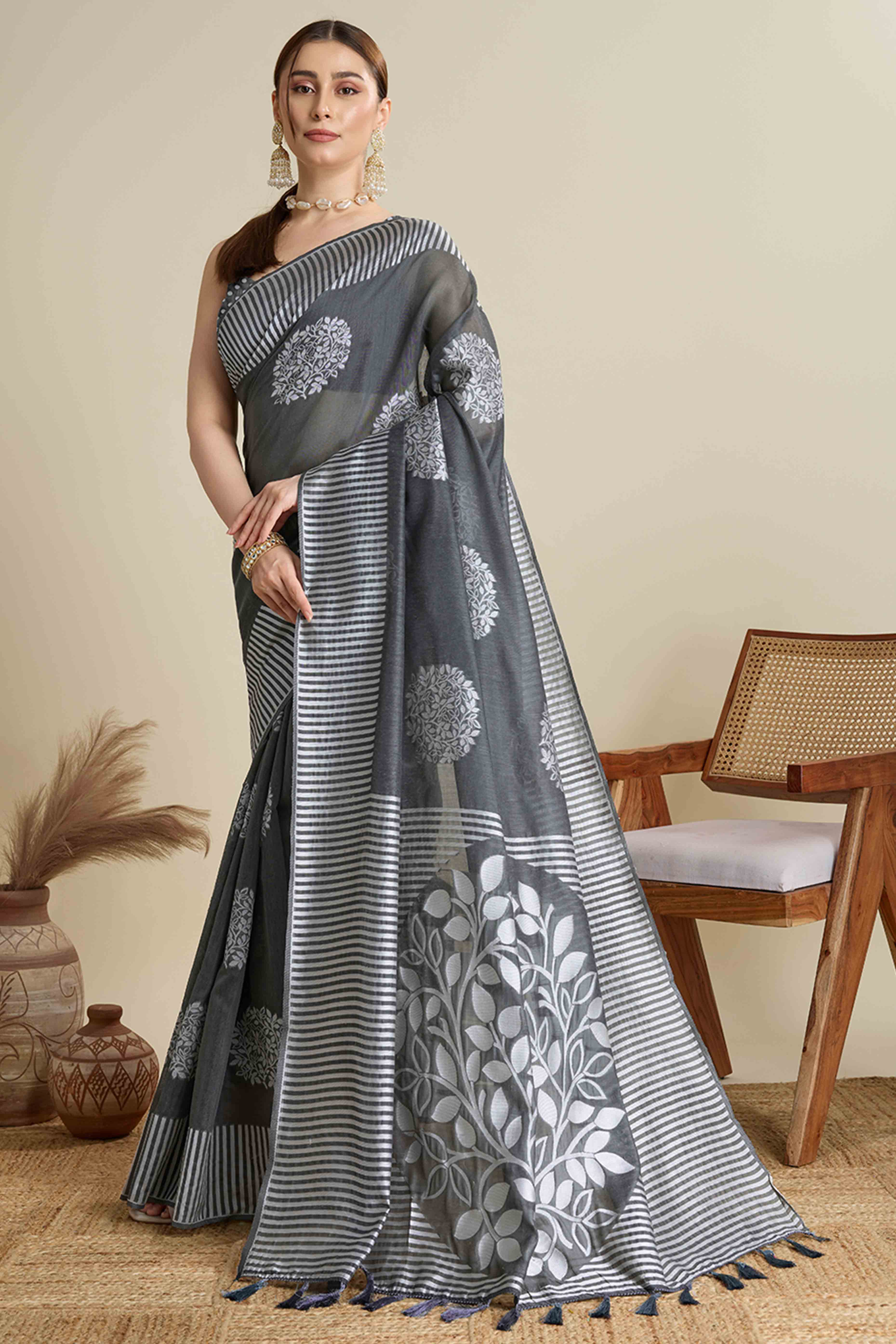 Grey Elegance Soft Cotton Silk Saree with Beautifully Woven Floral Designs