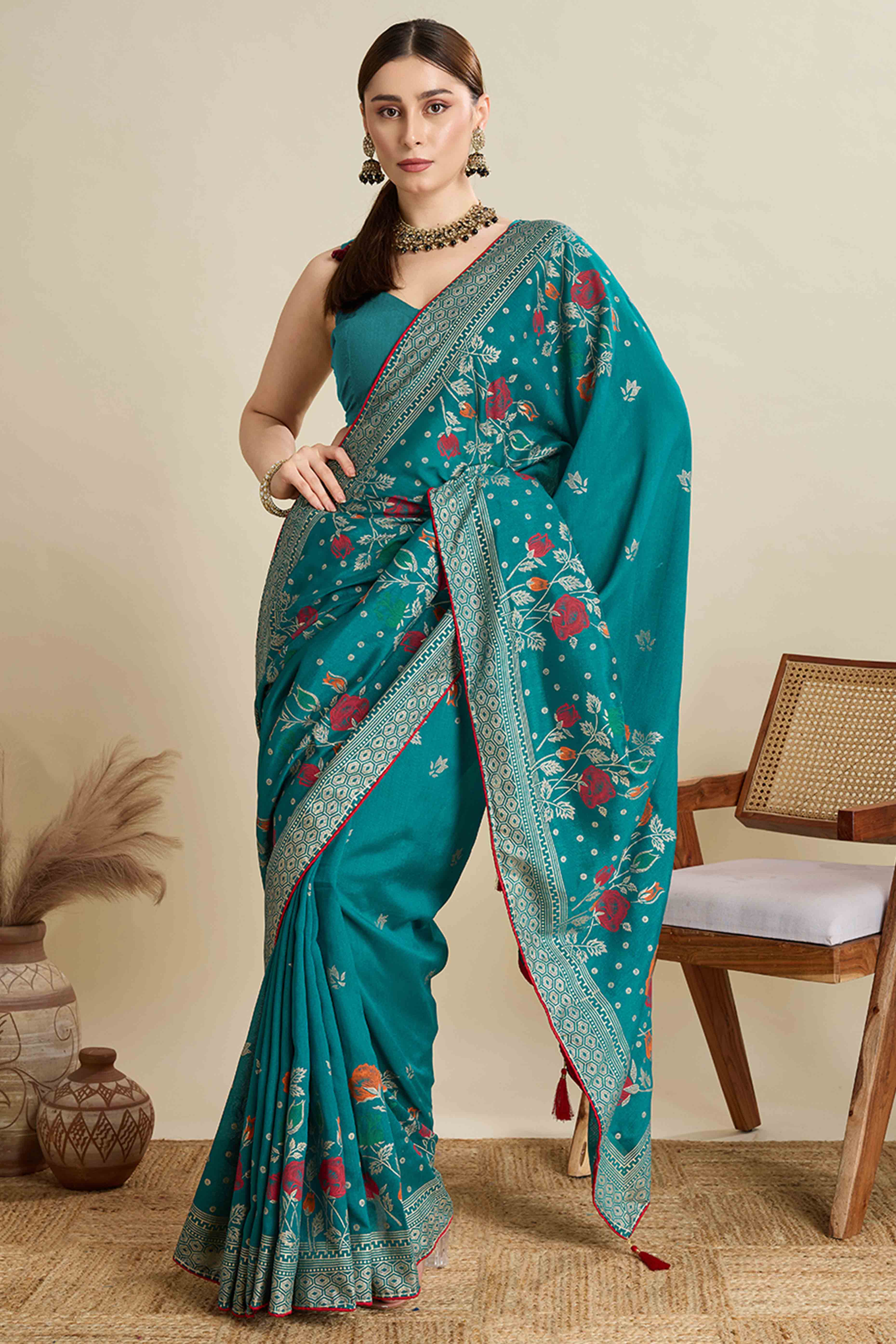 Rama Green Lightweight Cotton Silk Saree with Delicate Paisley Prints