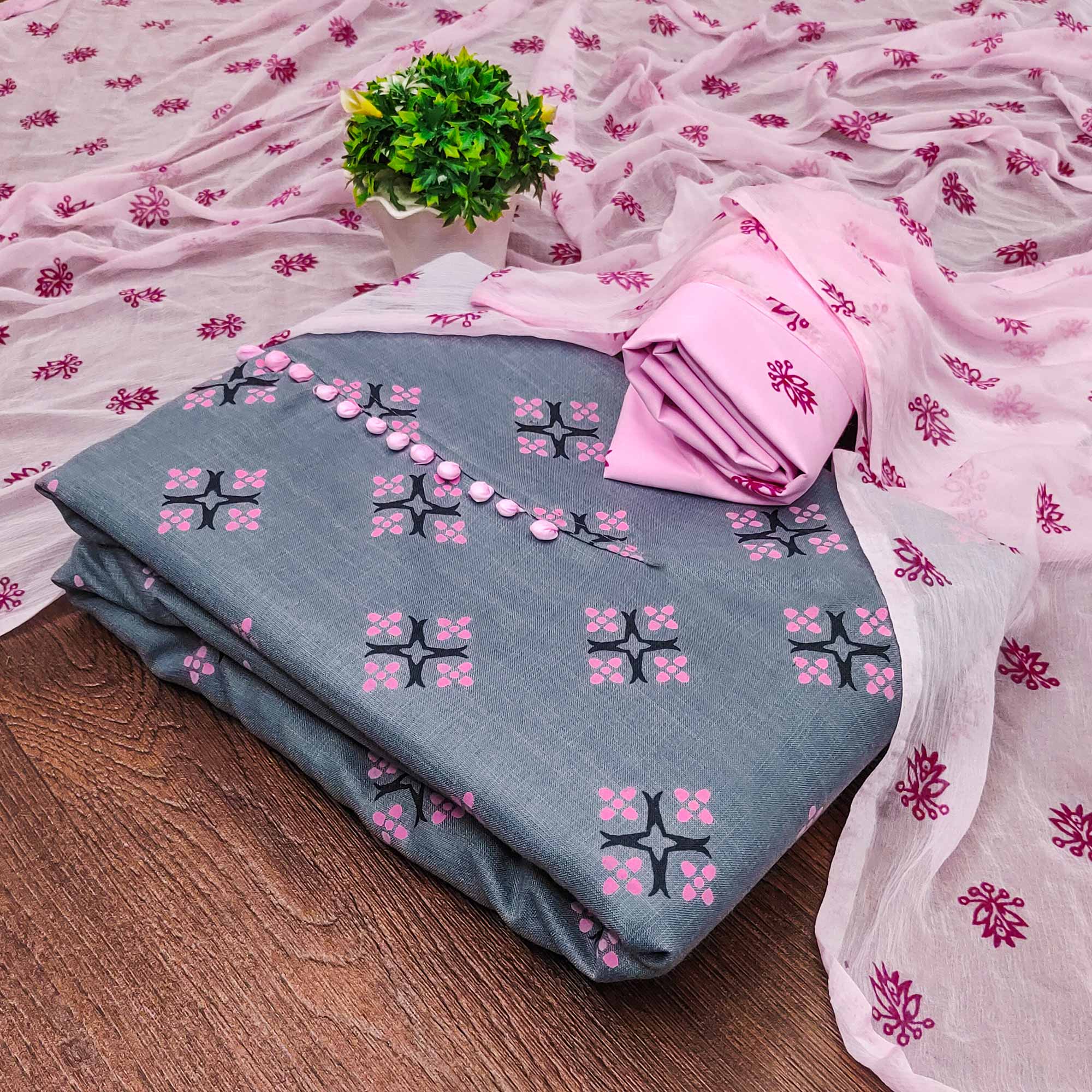 Grey & Pink Floral Printed Cotton Blend Dress Material Grey & Pink Floral Printed Cotton Blend Dress Material