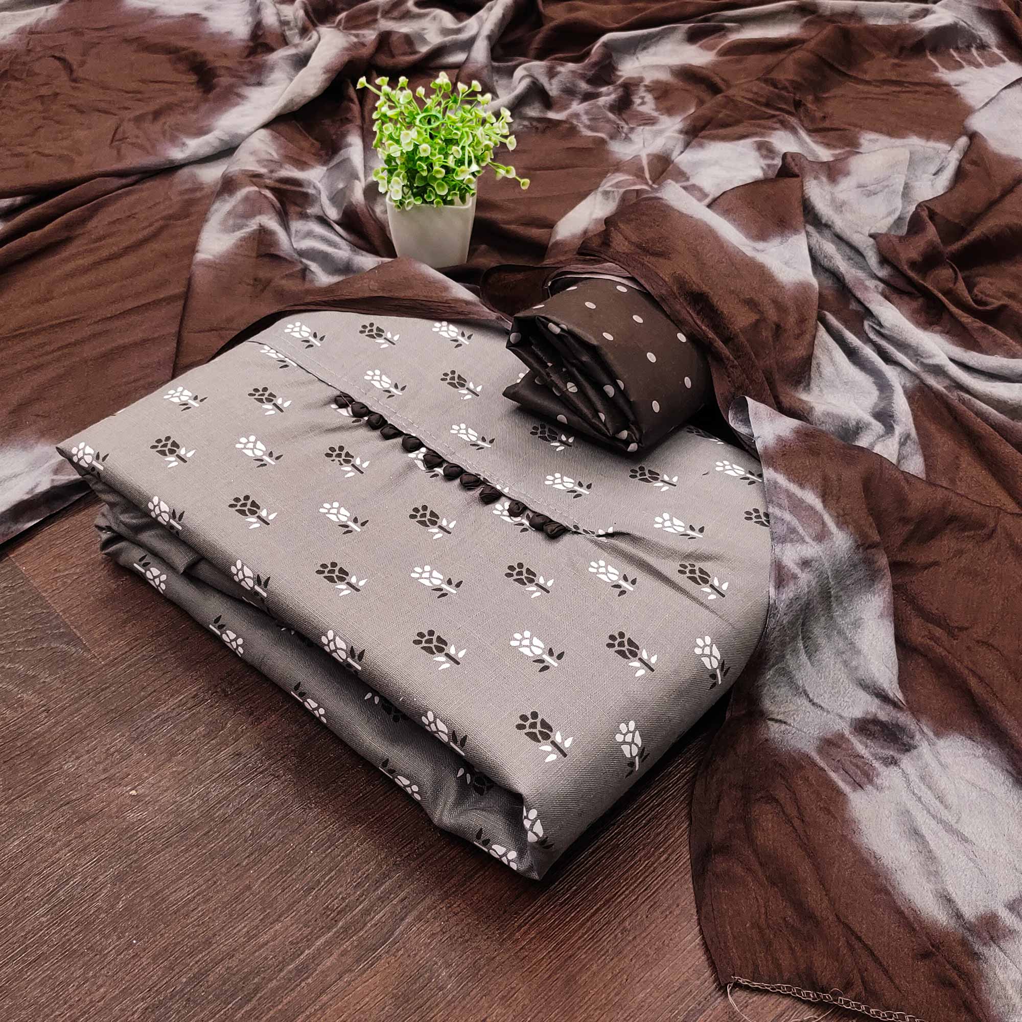 Elegant Light Grey Floral Printed Cotton Blend Dress Material