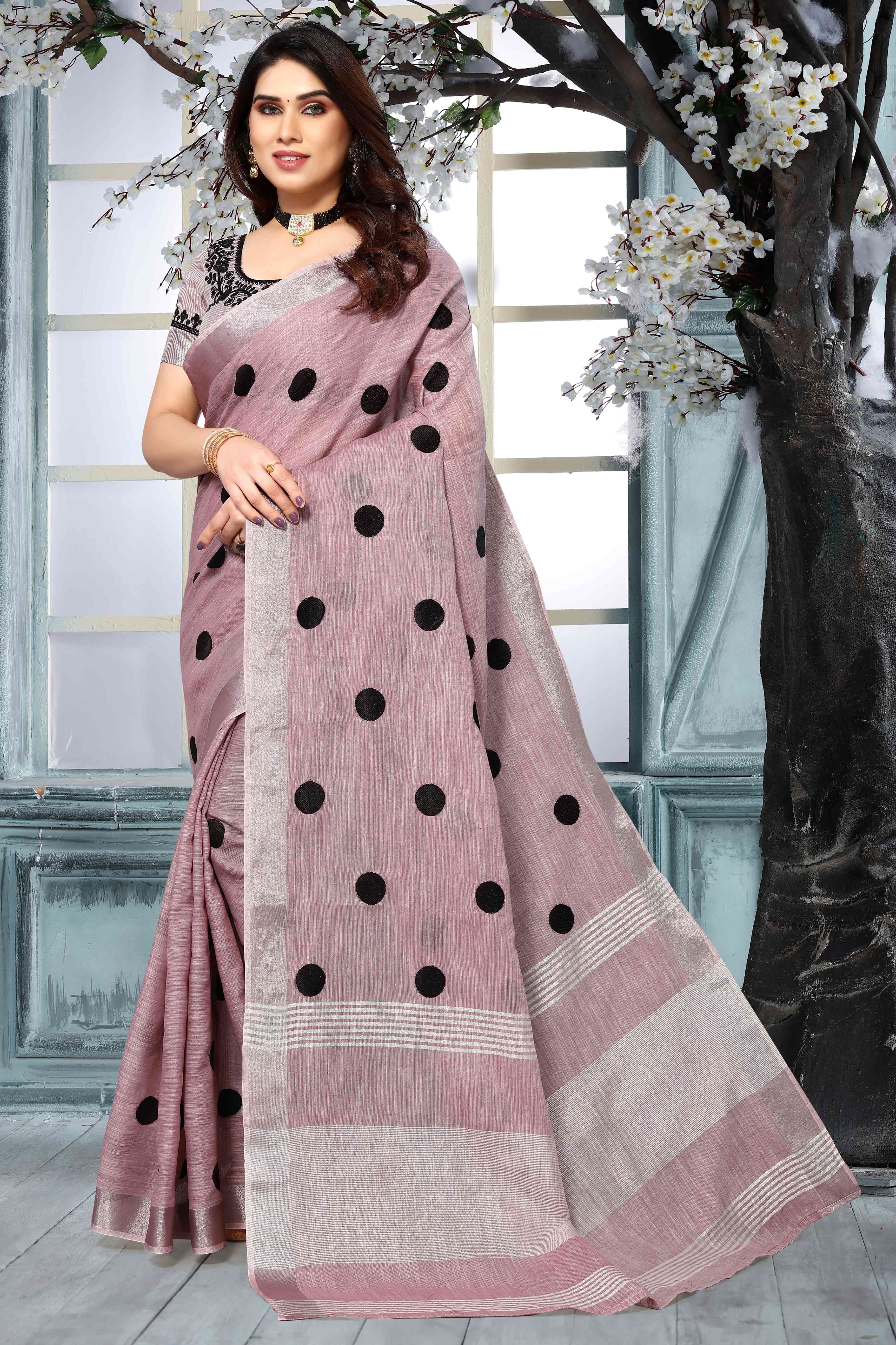 Mauve Embroidered Linen Cotton Saree With Zari Border