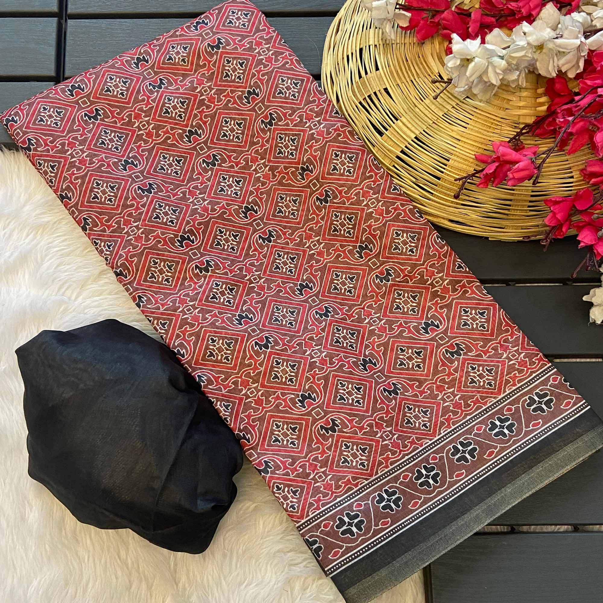 Red & Black Geometric Printed Linen Saree With Zari Border