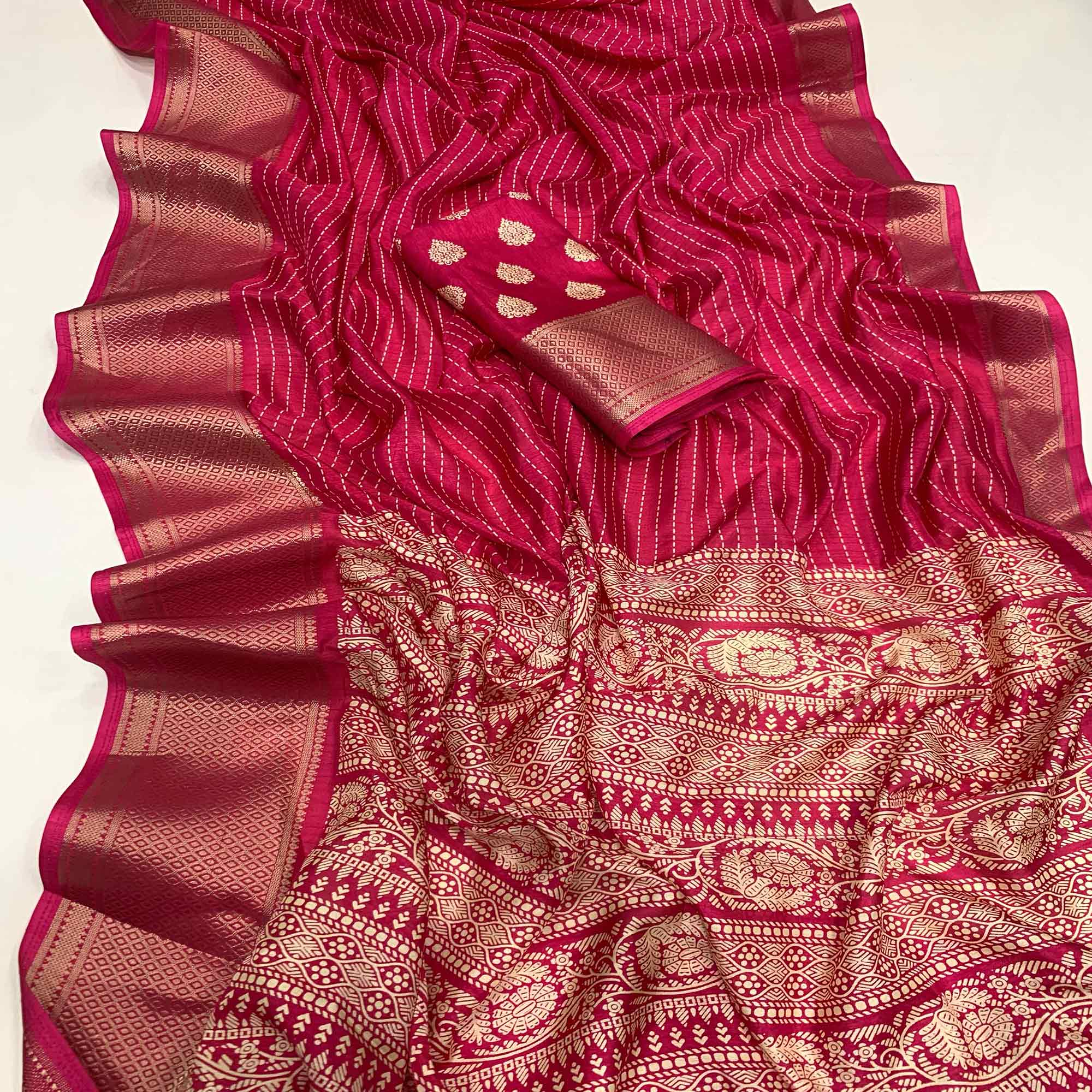 Magenta Printed Dola Silk Saree With Jacquard Border