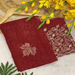 Maroon Georgette Saree With Foil Printed Paisley & Leaf Motifs Finished With A Tassel Pallu
