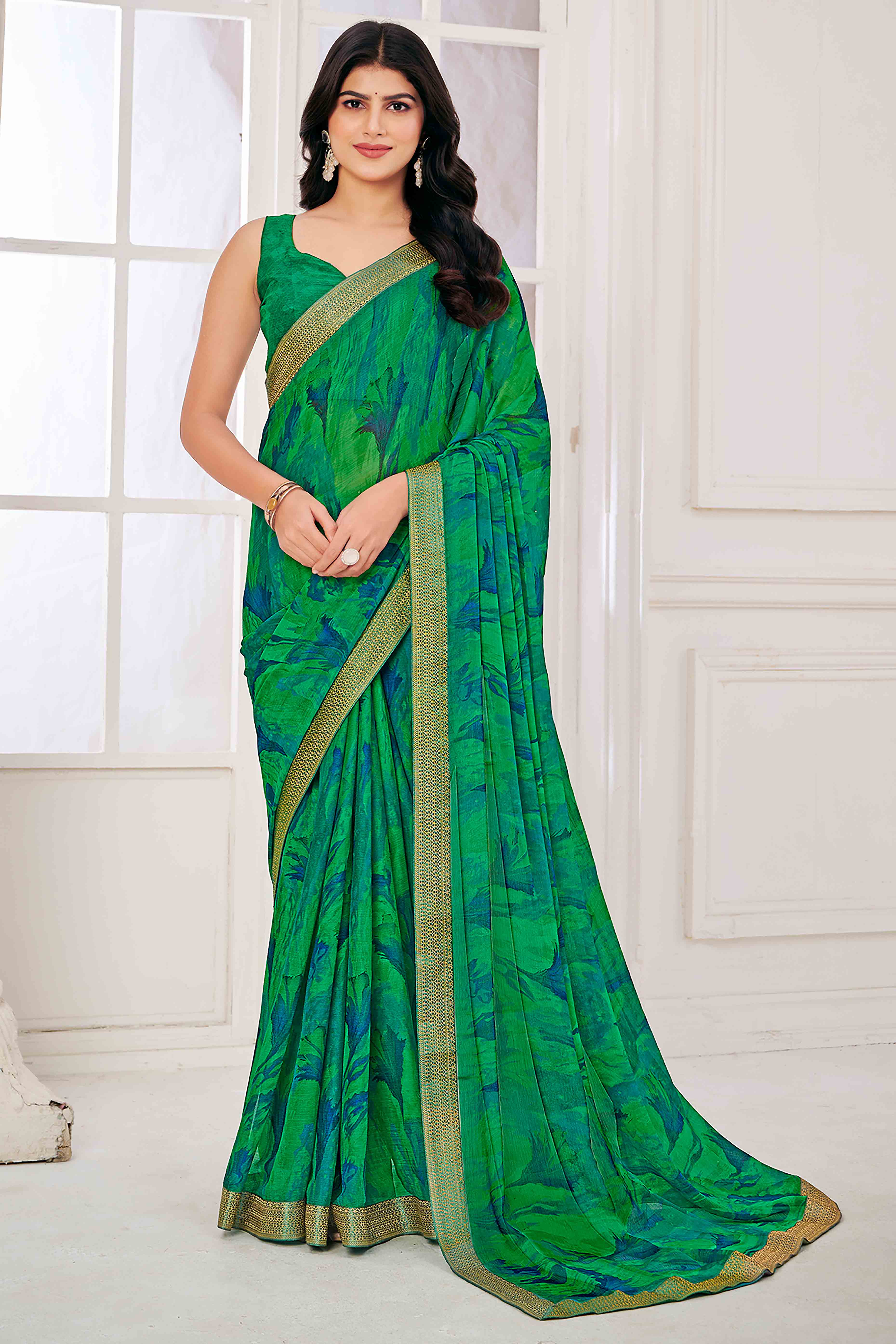 Green Chiffon Saree with Tie-Dye Abstract Print & Lace Work With Lace Work