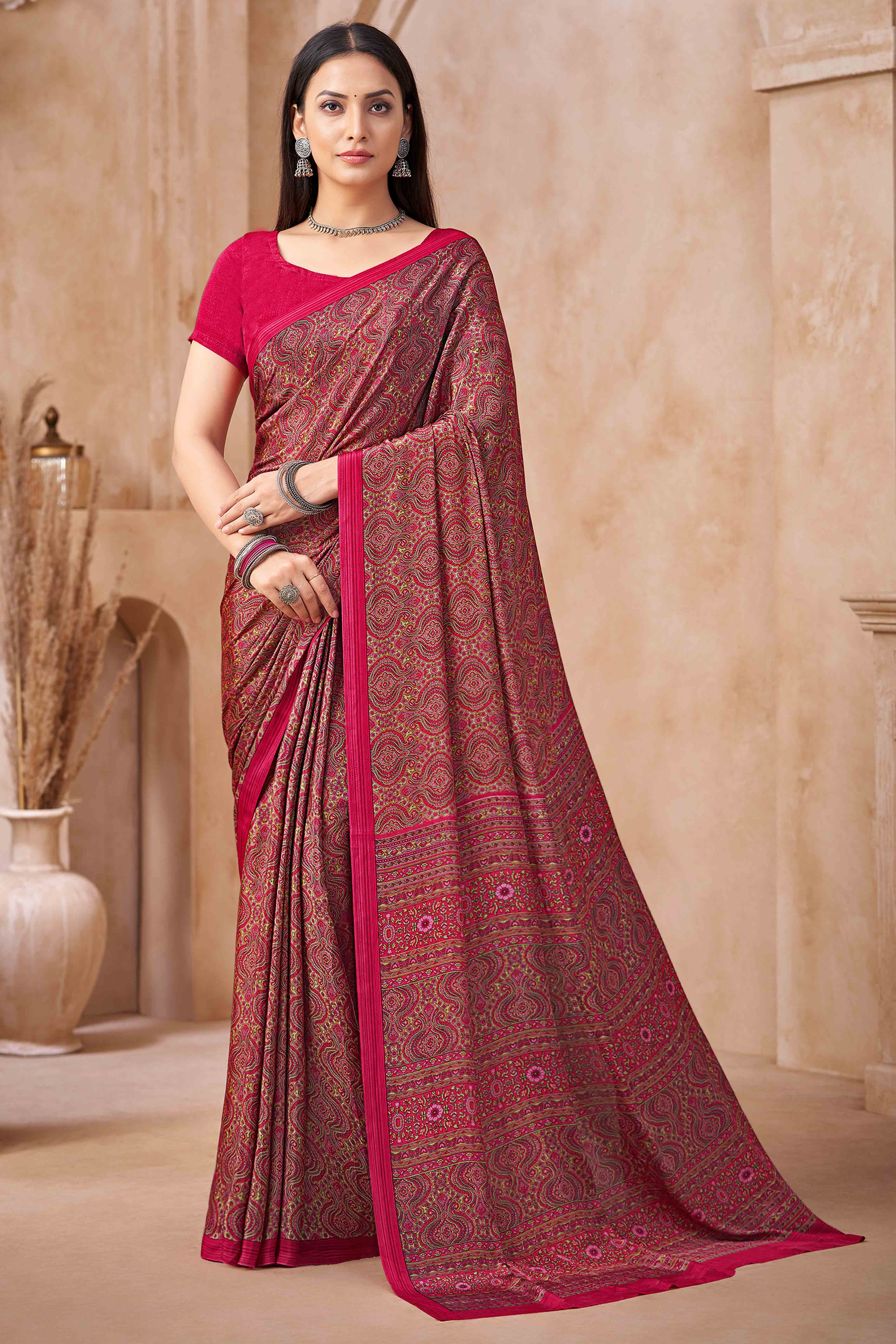 Pink Crepe Silk Saree Featuring Delicate Floral Print Work
