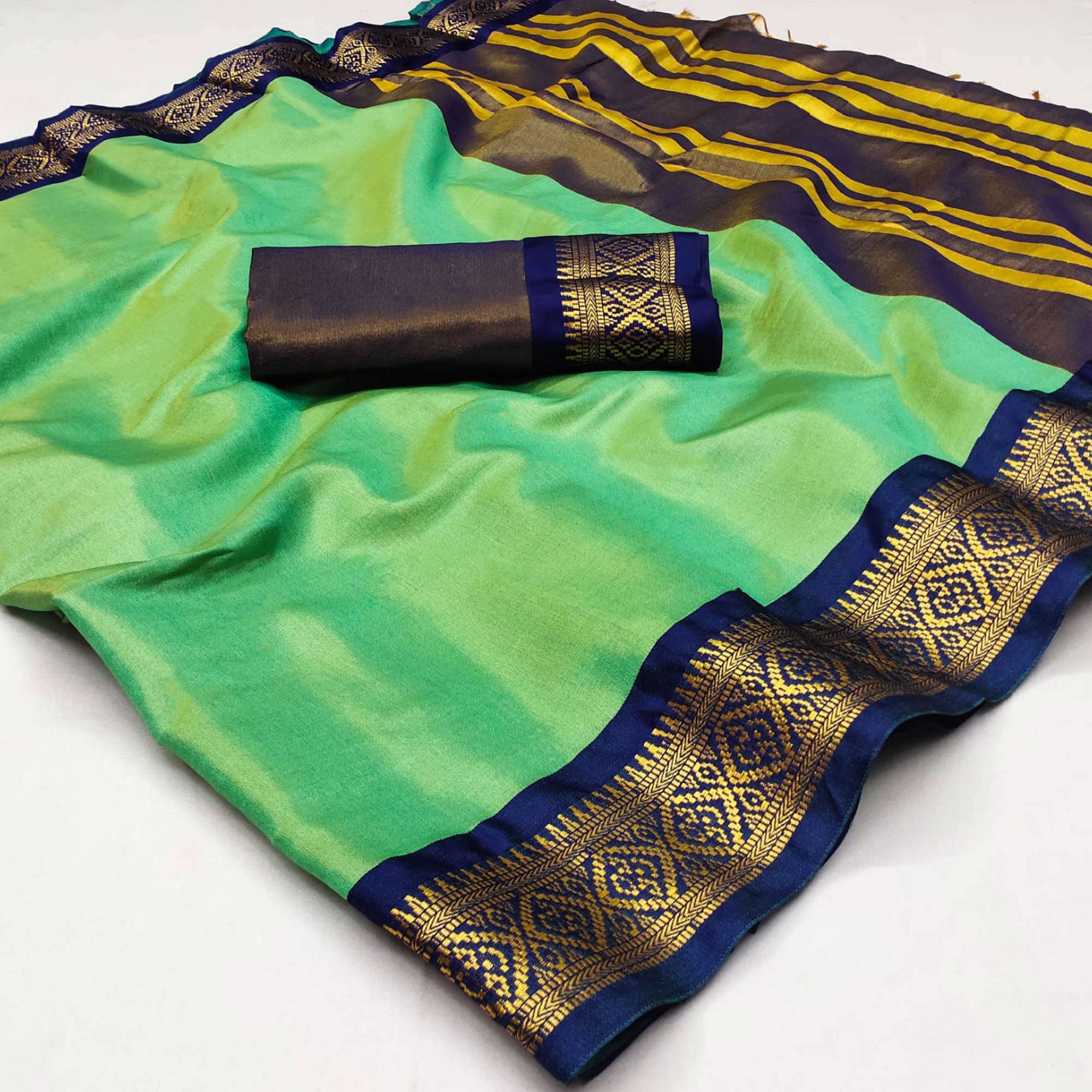 Green Woven Cotton Silk Saree