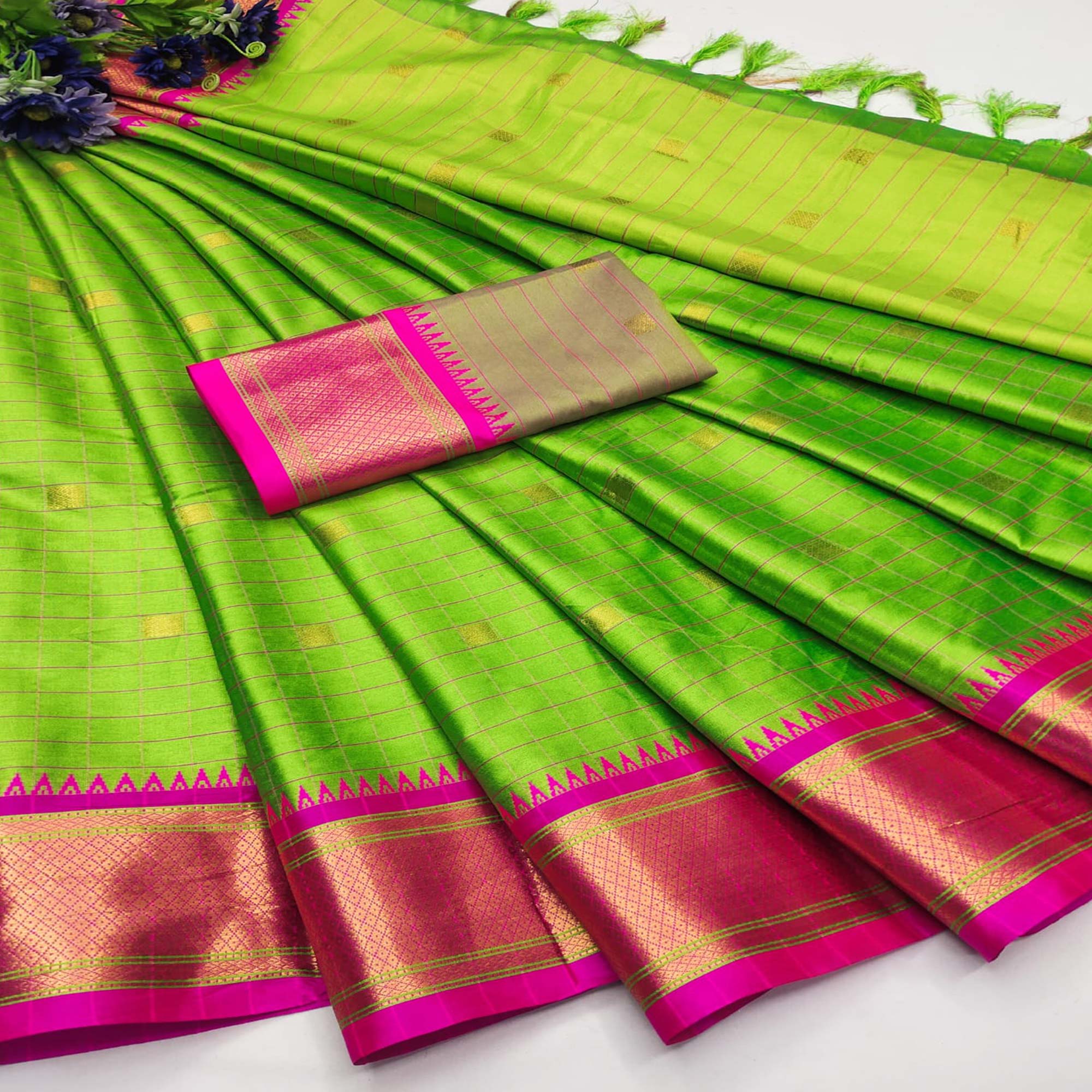 Parrot Green Woven Cotton Silk Saree With Tassels