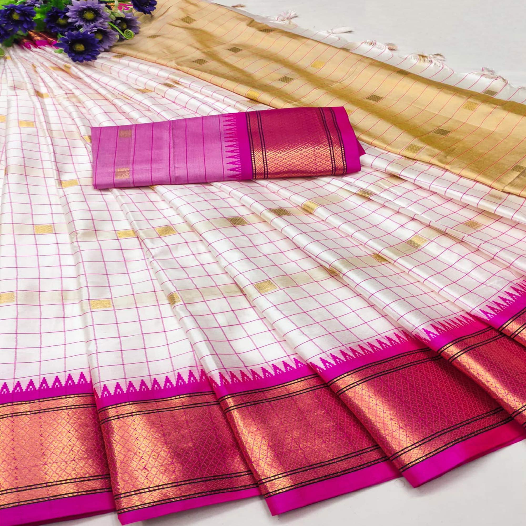 White & Pink Woven Cotton Silk Saree With Tassels