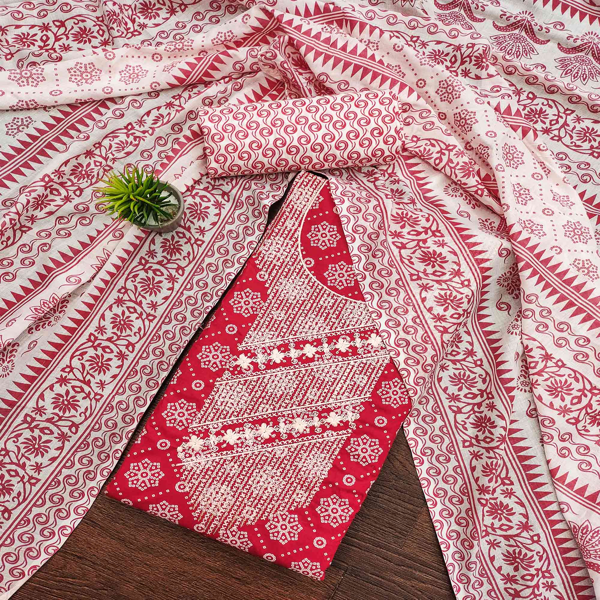 PDM-RAHEJA-6200-RED