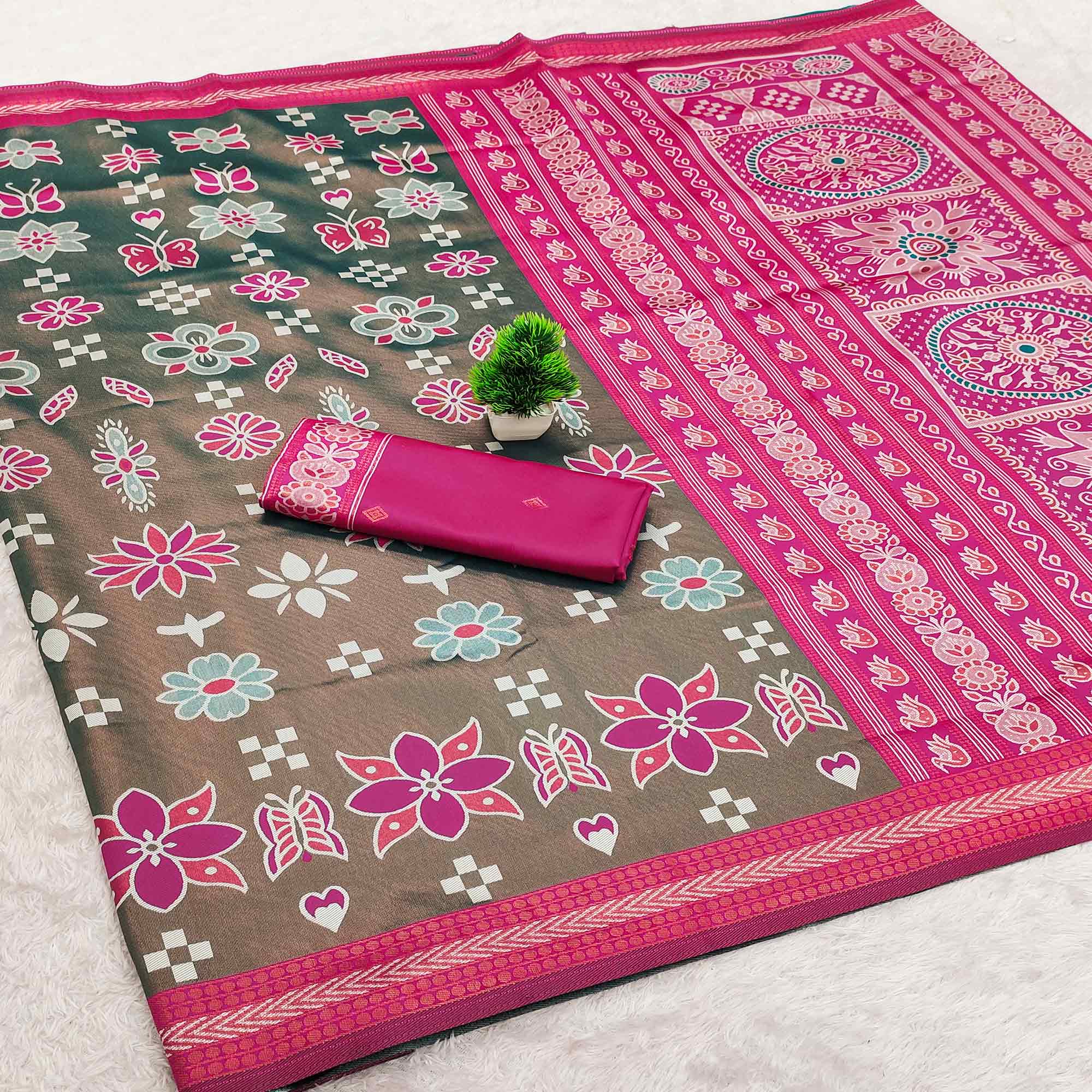 Grey Traditional Kanjivaram Silk Saree Featuring Elegant Floral Weaves