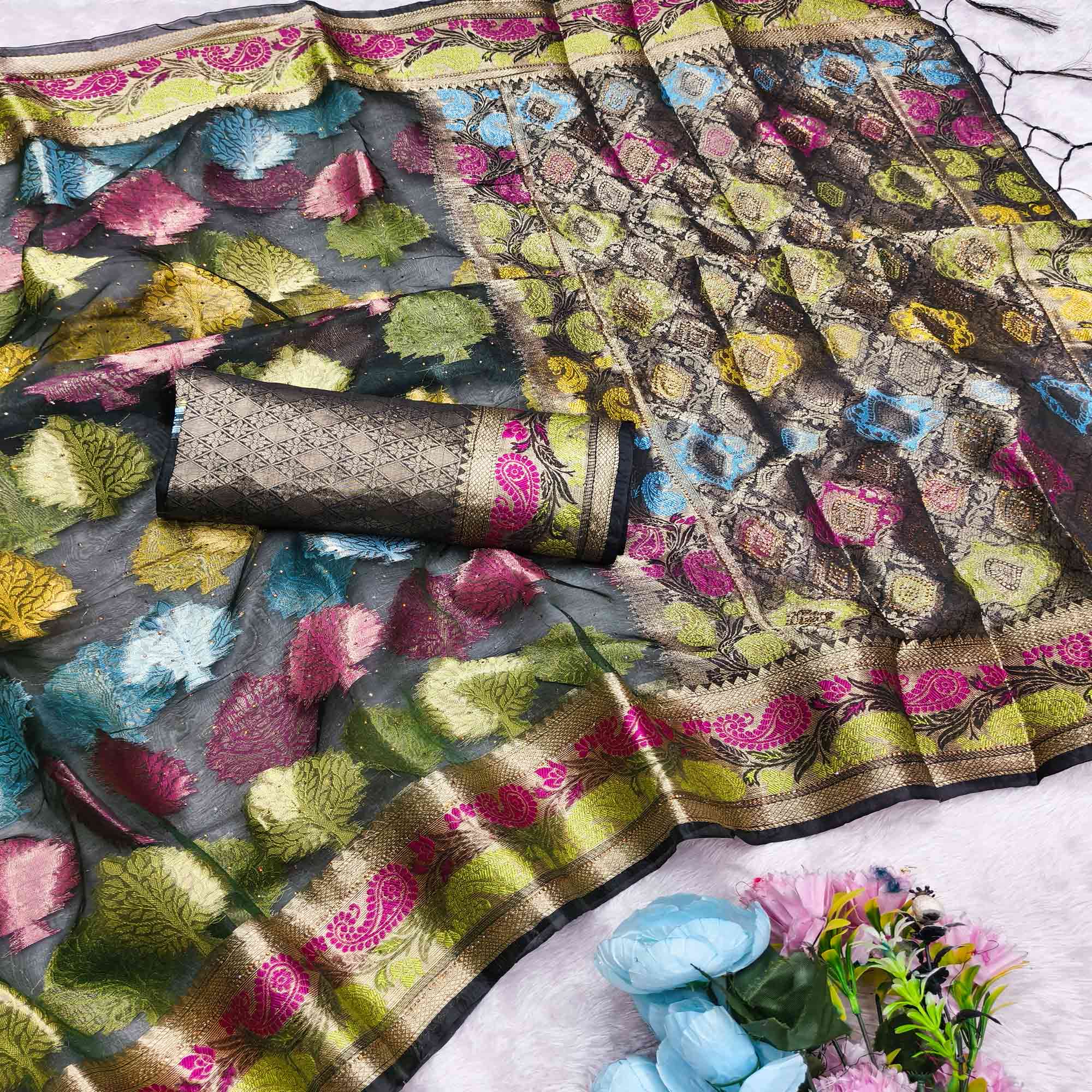 Graceful Green Banarasi Silk Saree Enhanced With Tree Motif Zari Weaving & Stone Work