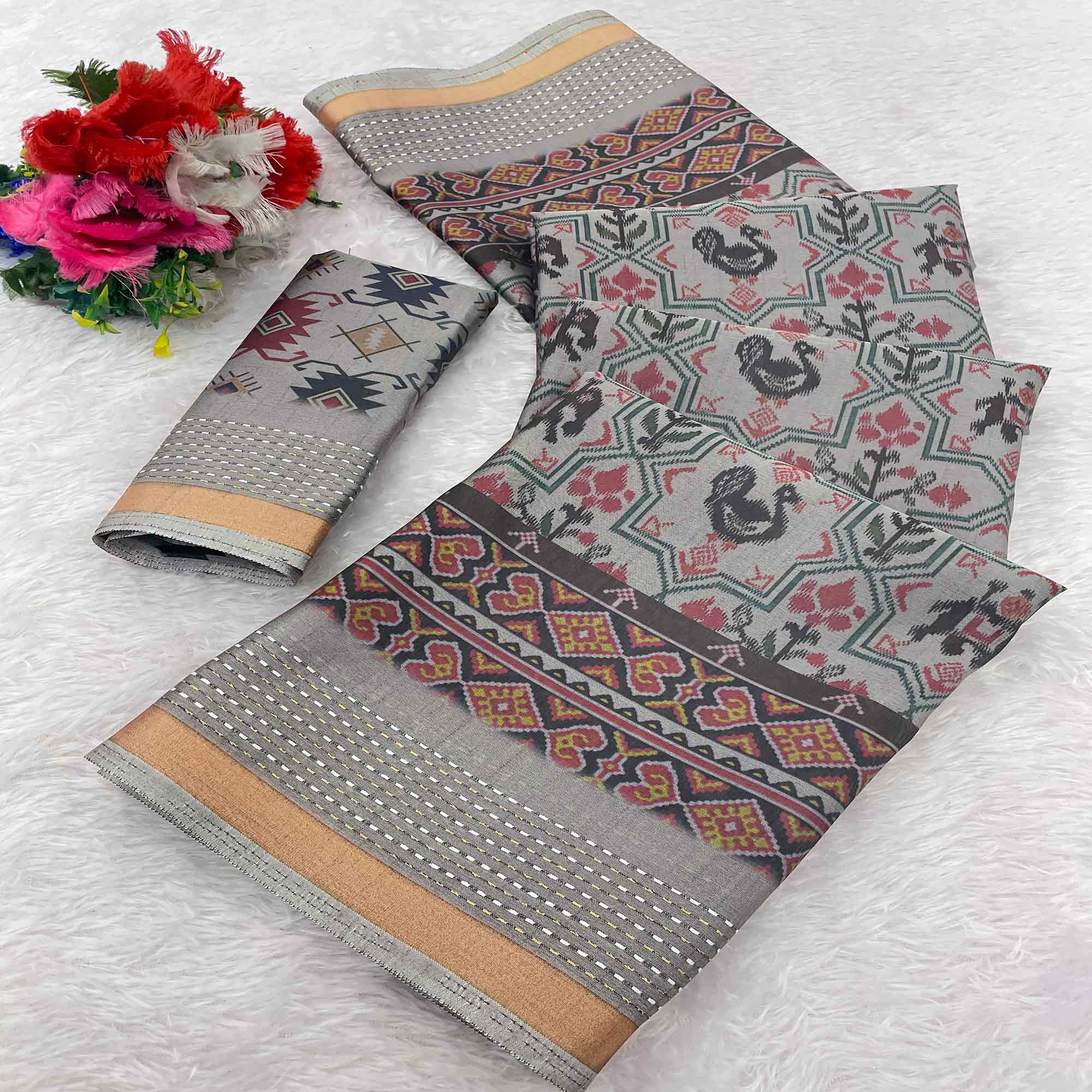 Gorgeous Grey Silk Blend Saree with Digital Patola Patterns for Timeless Ethnic Appeal