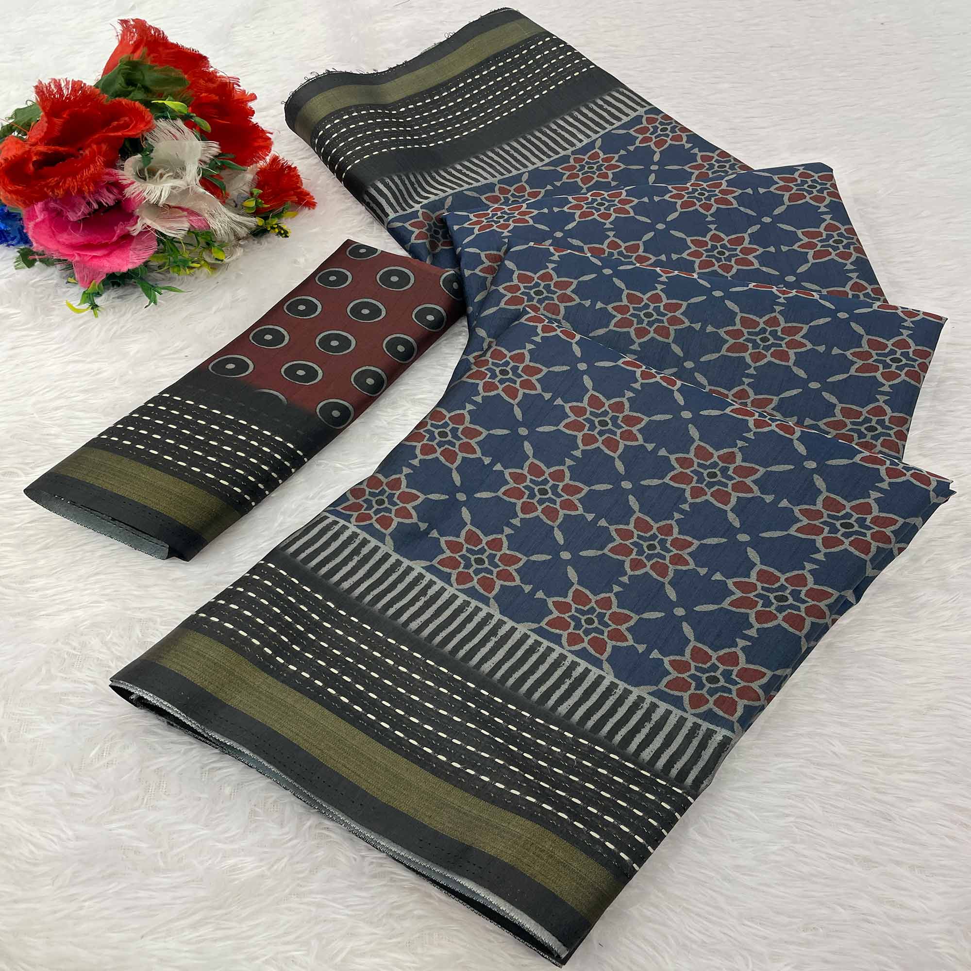 Graceful Navy Blue Digital Ikkat Printed Saree in Luxurious Silk Blend Fabric