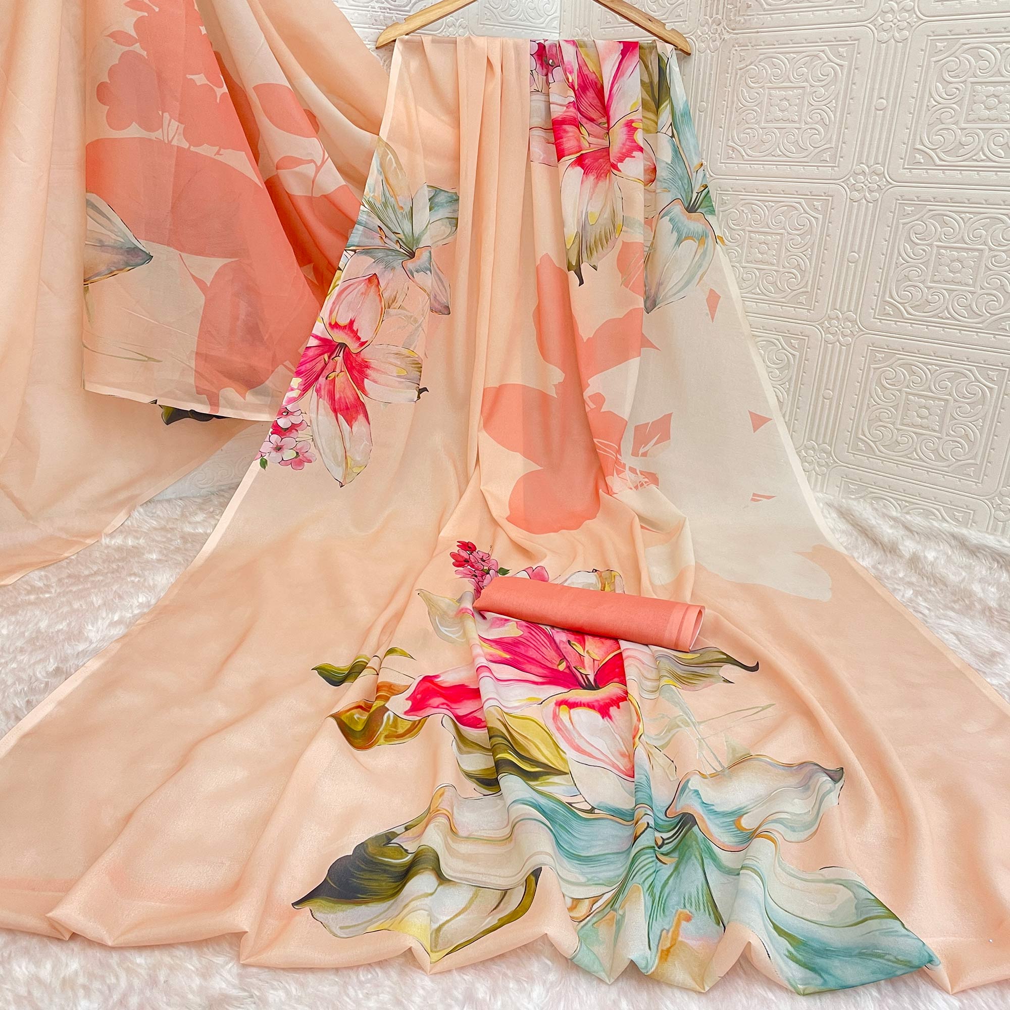 Peach Sparkle Star Georgette Saree Adorned With Floral Digital Prints