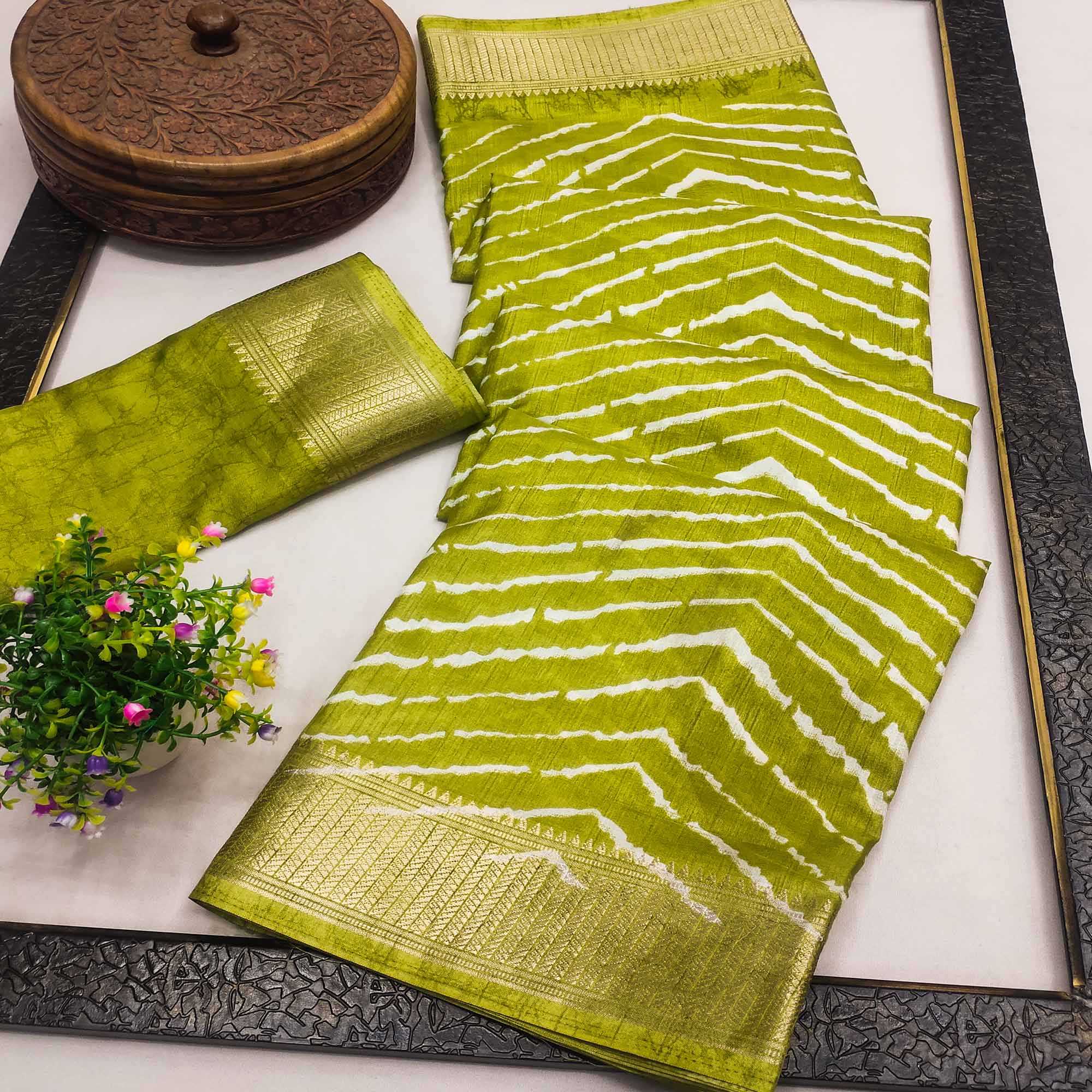 Green Leheriya Printed Dola Silk Saree With Zari Border