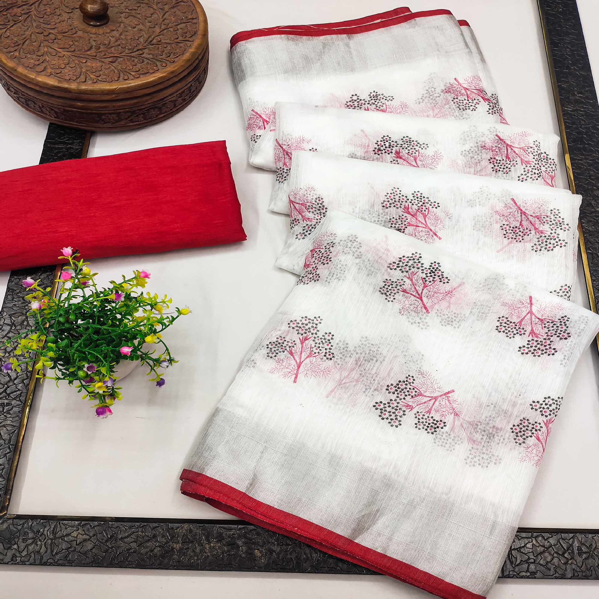 White & Red Floral Printed Linen Saree