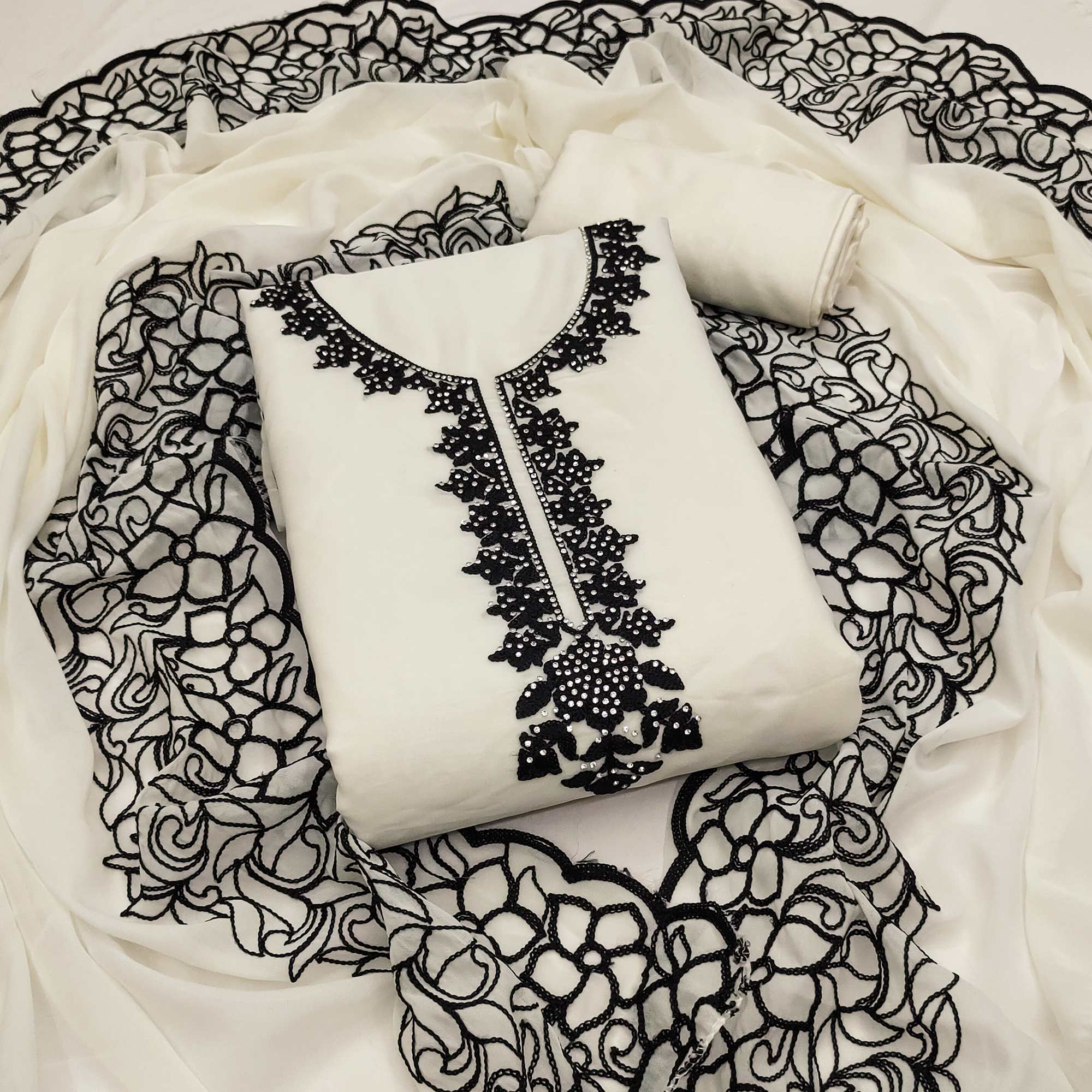 Off White Unstitched Georgette Dress Material Featuring Thread Detailing