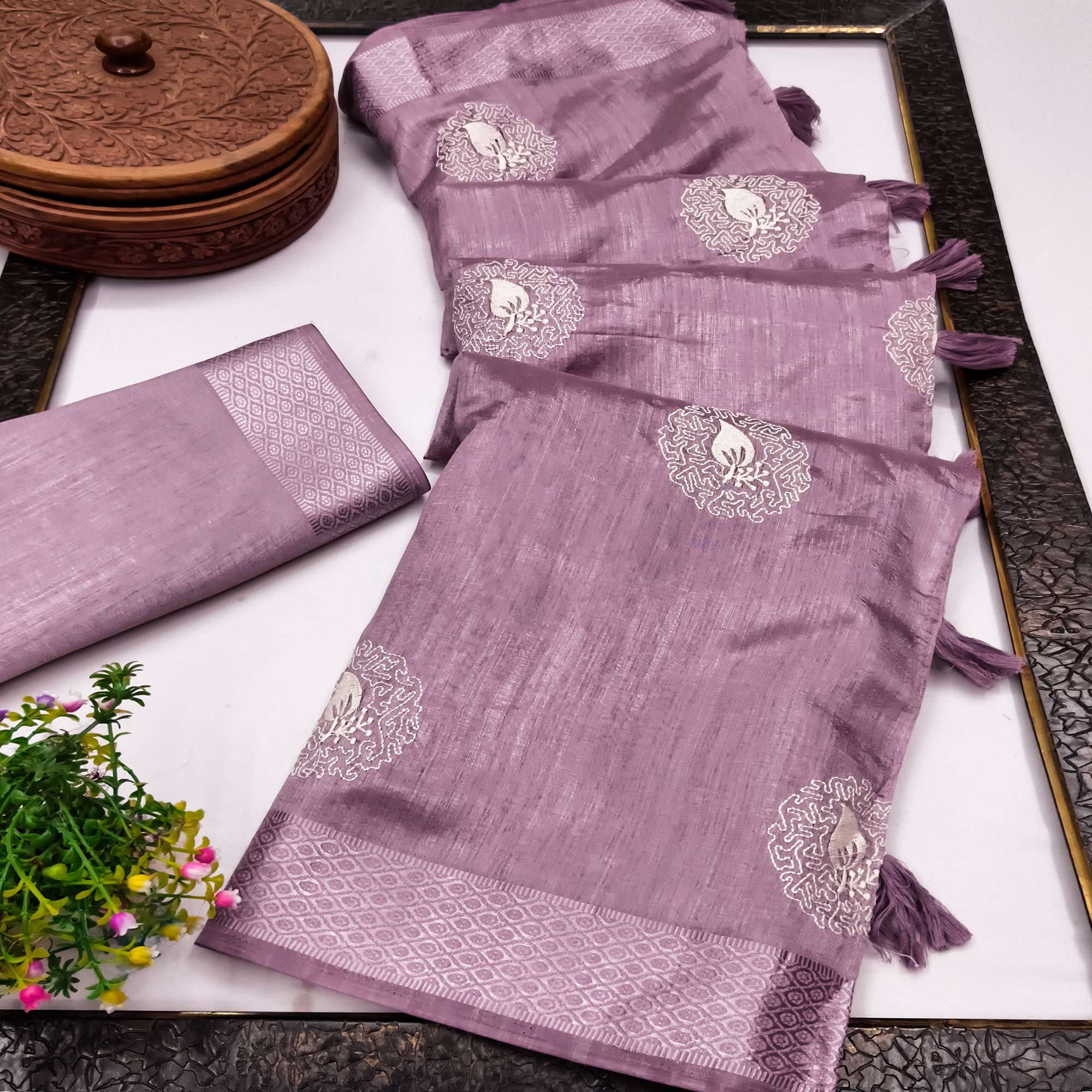 Mauve Embroidered Art Silk Saree Adorned with Classic Zari Weaving Details