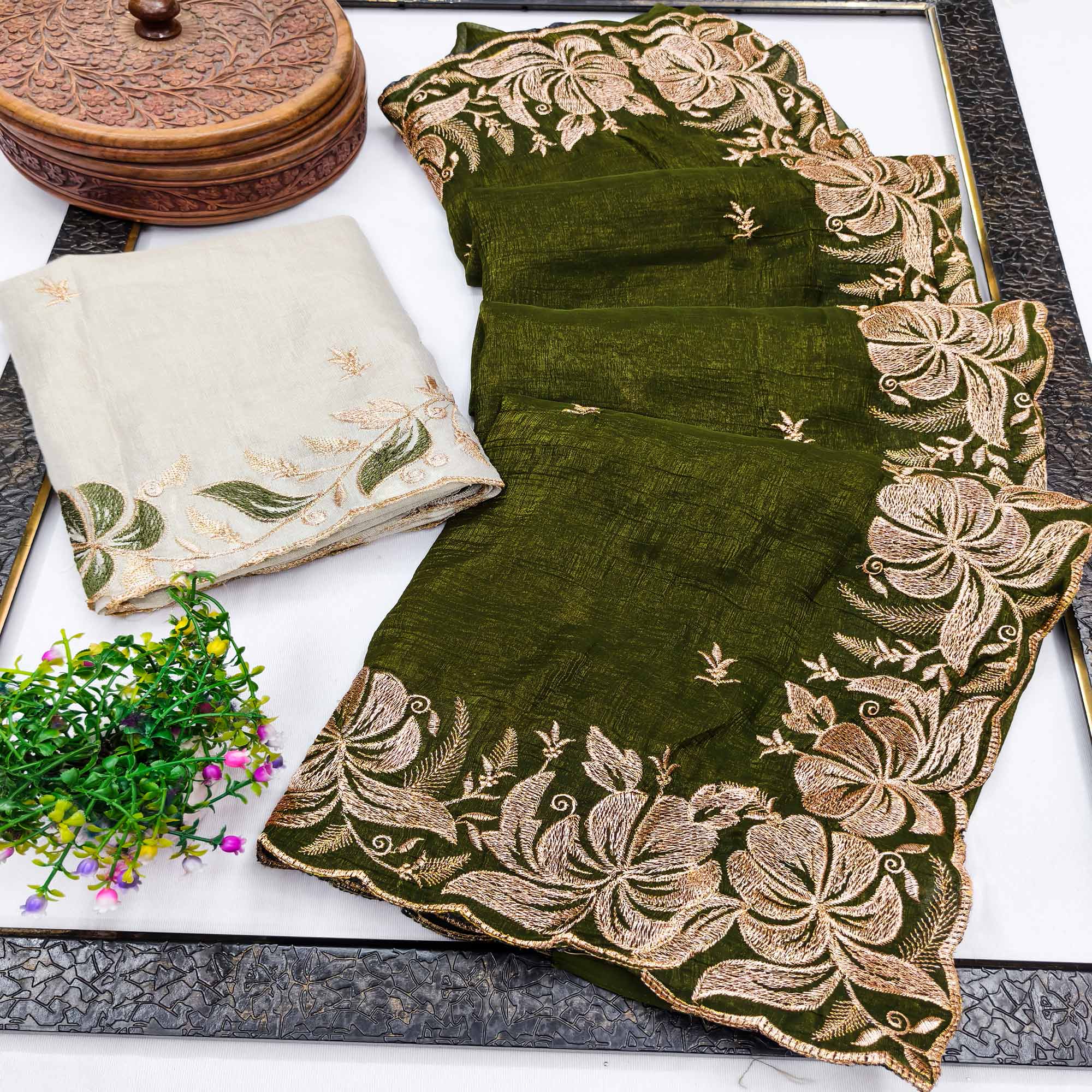 Green Golden Thread Embroidered Chiffon Saree for Elegant Evening & Celebration Styling