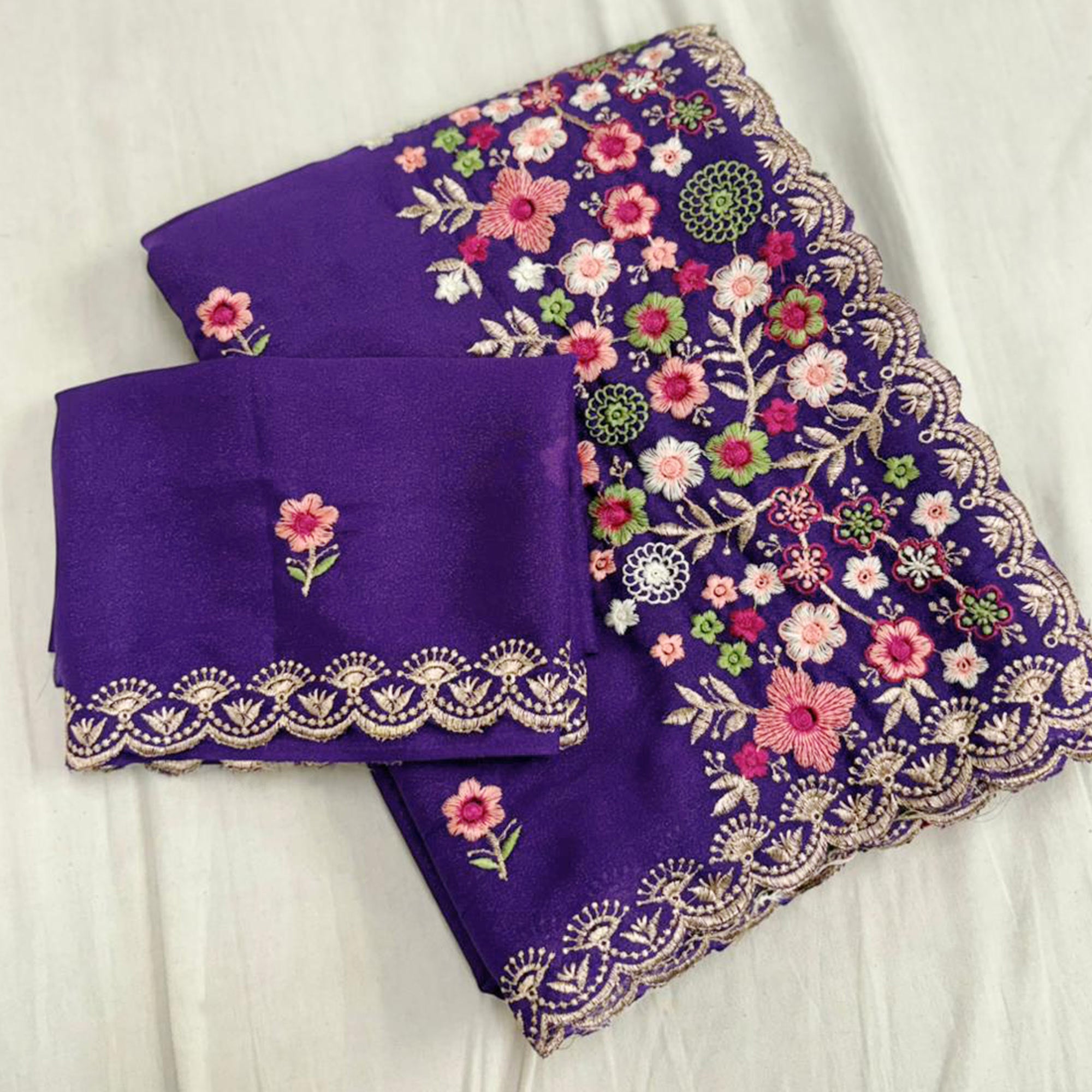 Graceful Purple Georgette Saree Featuring Exquisite Floral Thread Embroidery Work