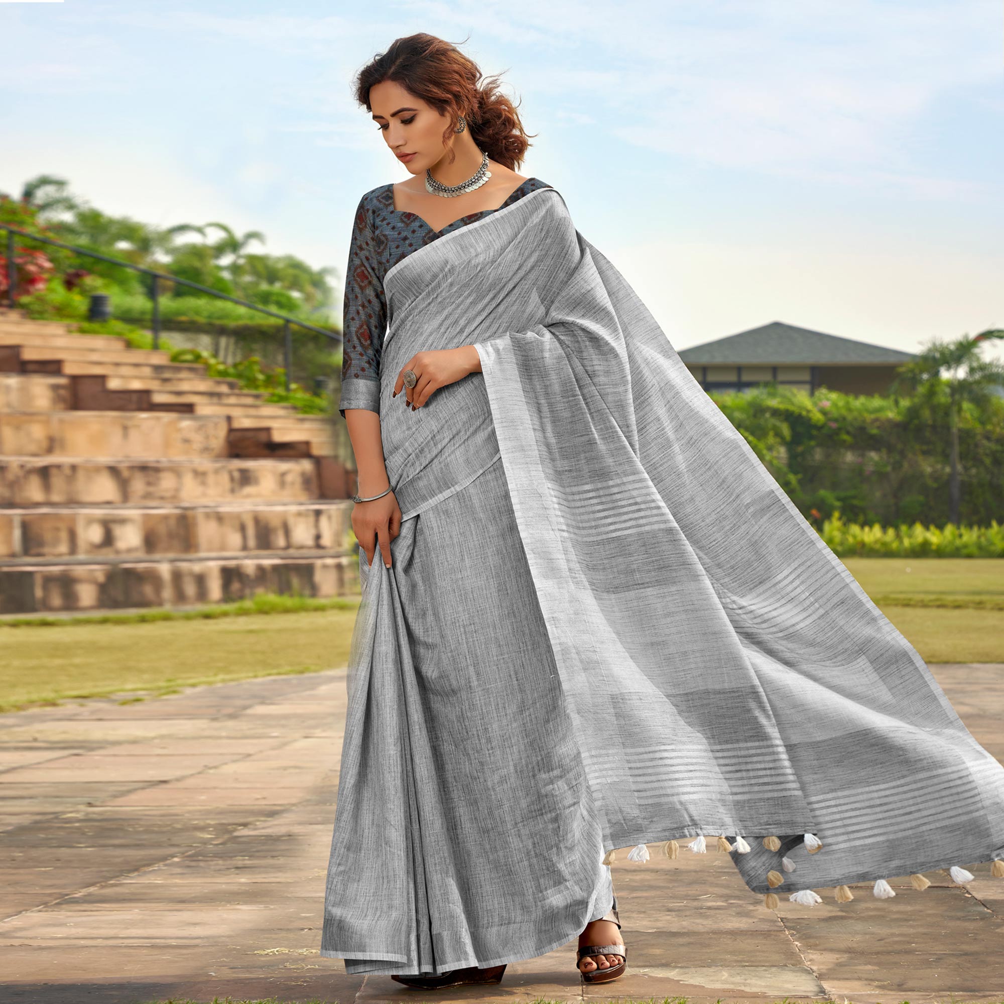 Grey Striped Printed Linen Saree With Tassels